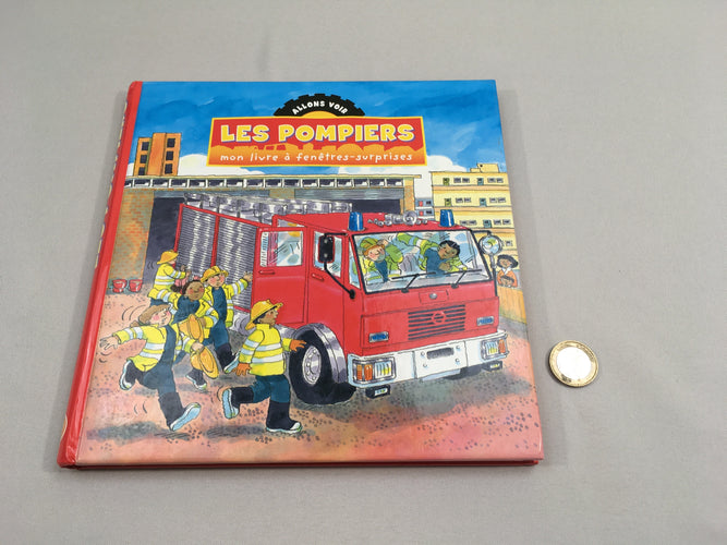 Les pompiers-mon livre à fenêtres-surprises, moins cher chez Petit Kiwi