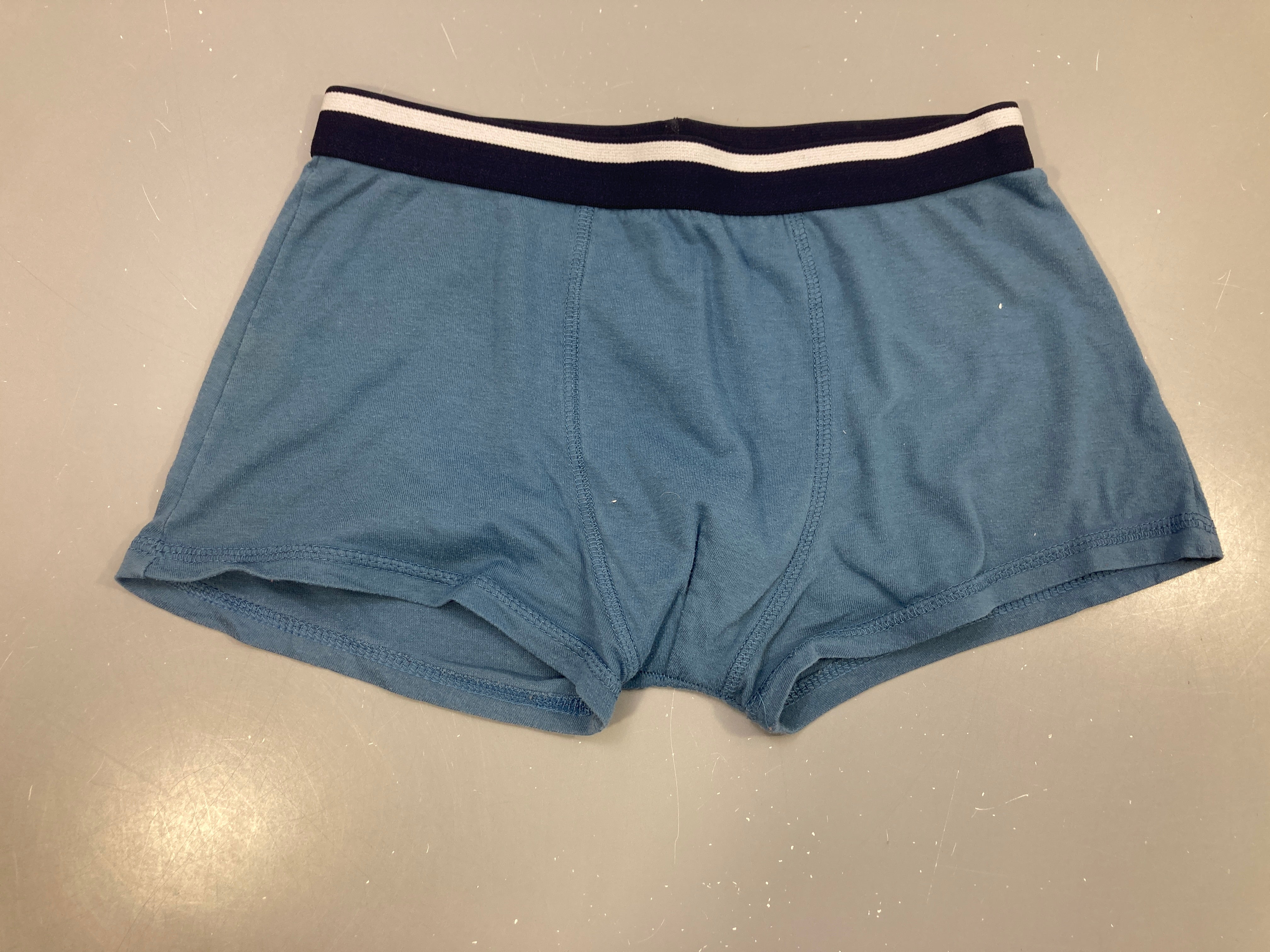 Boxer bleu bouloché