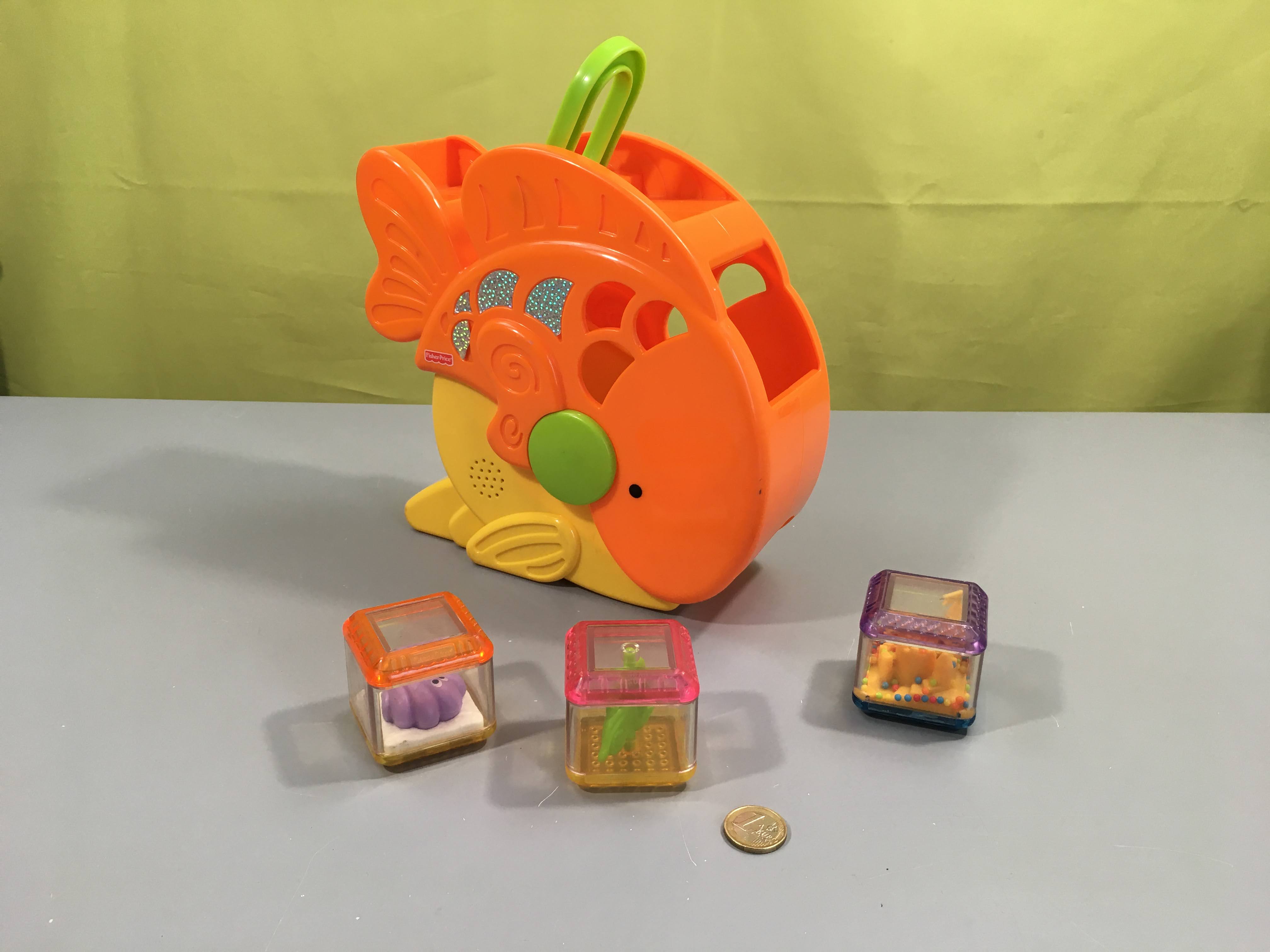 Poisson transportable avec 3 cubes , fonction sonore non testée