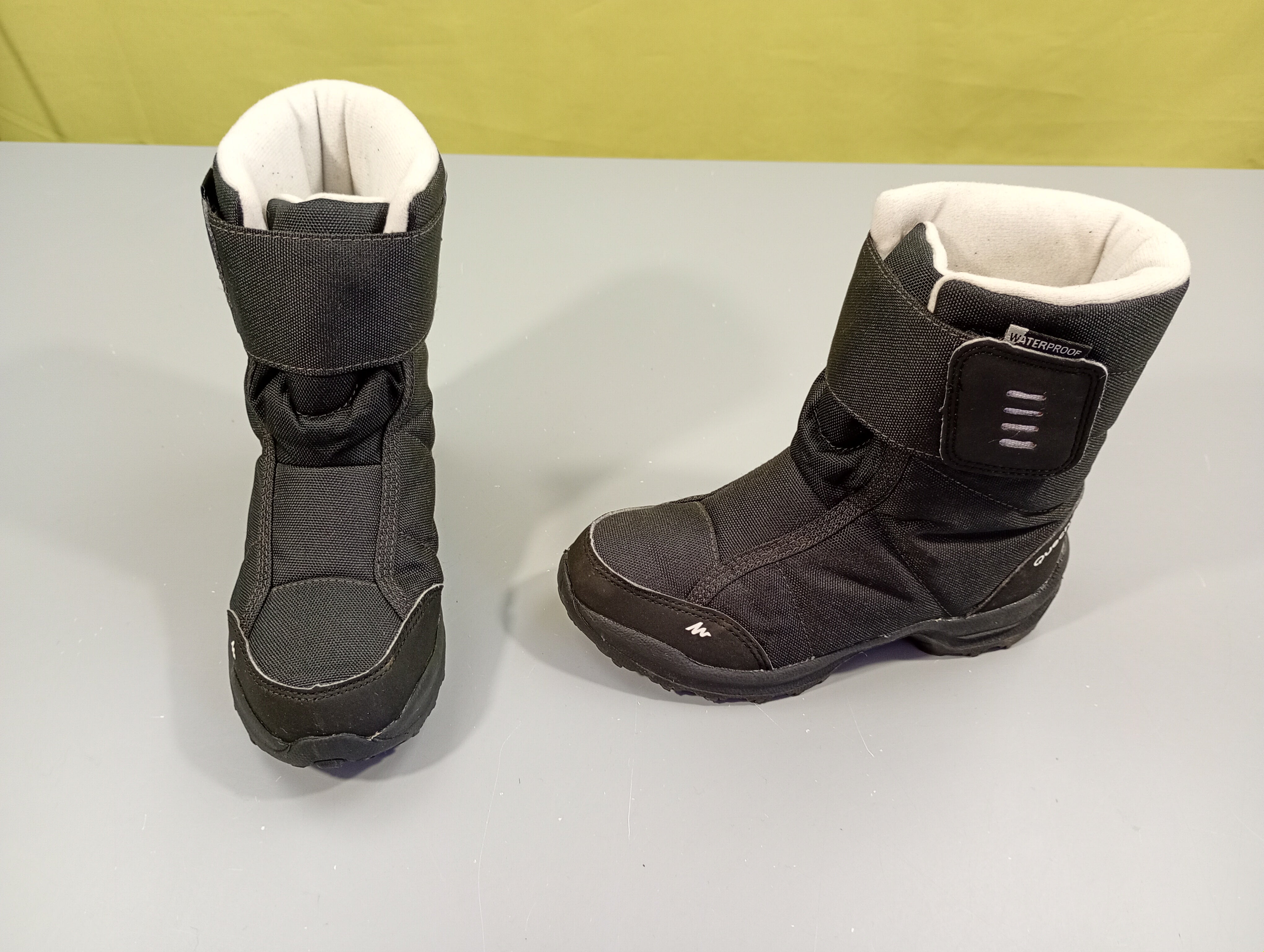 Etat neuf bottes de neige chaudes noires Quechua , Waterproof -29