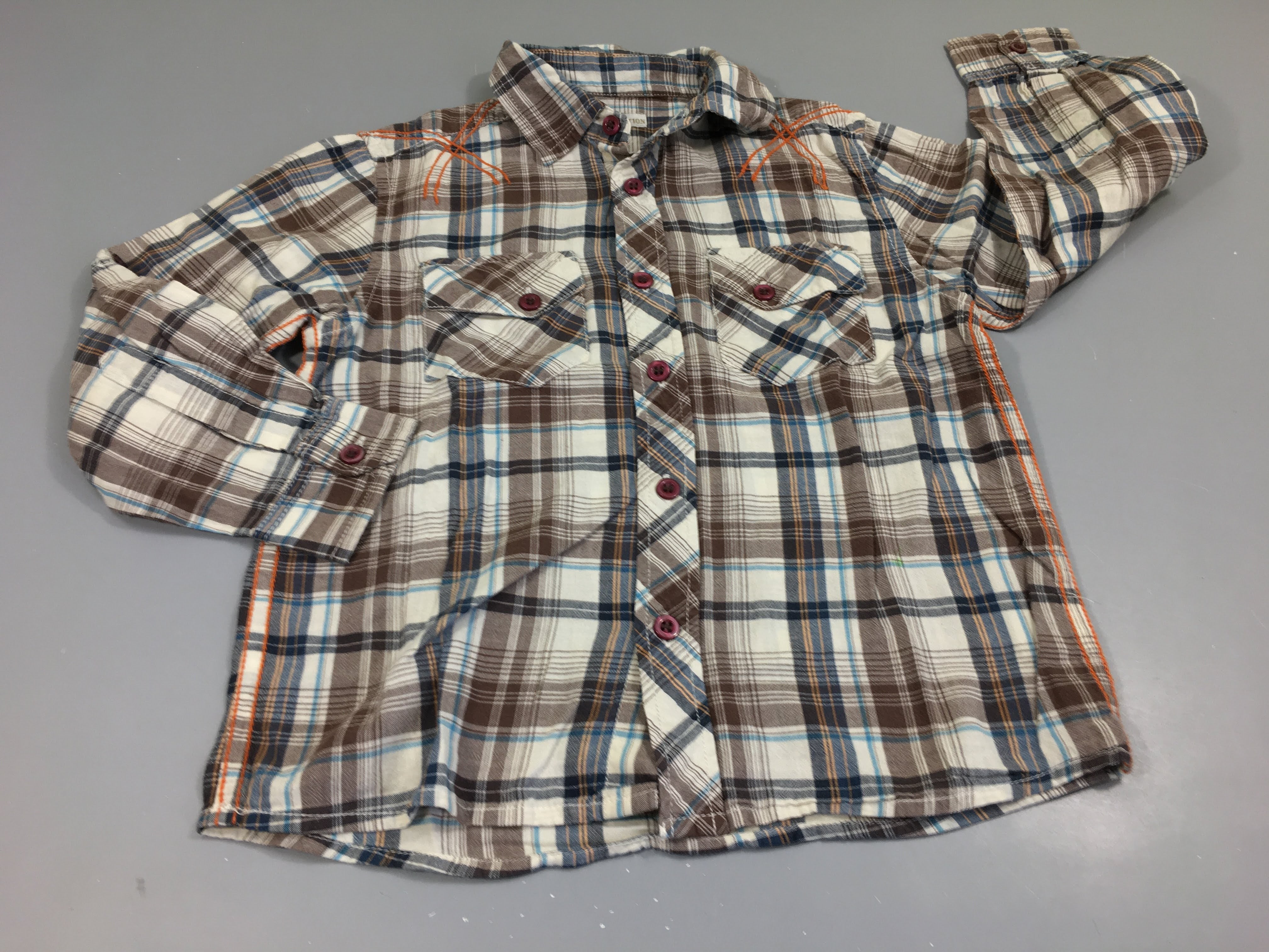 Chemise m.l à carreaux blanc, bleu, brun, orange,...