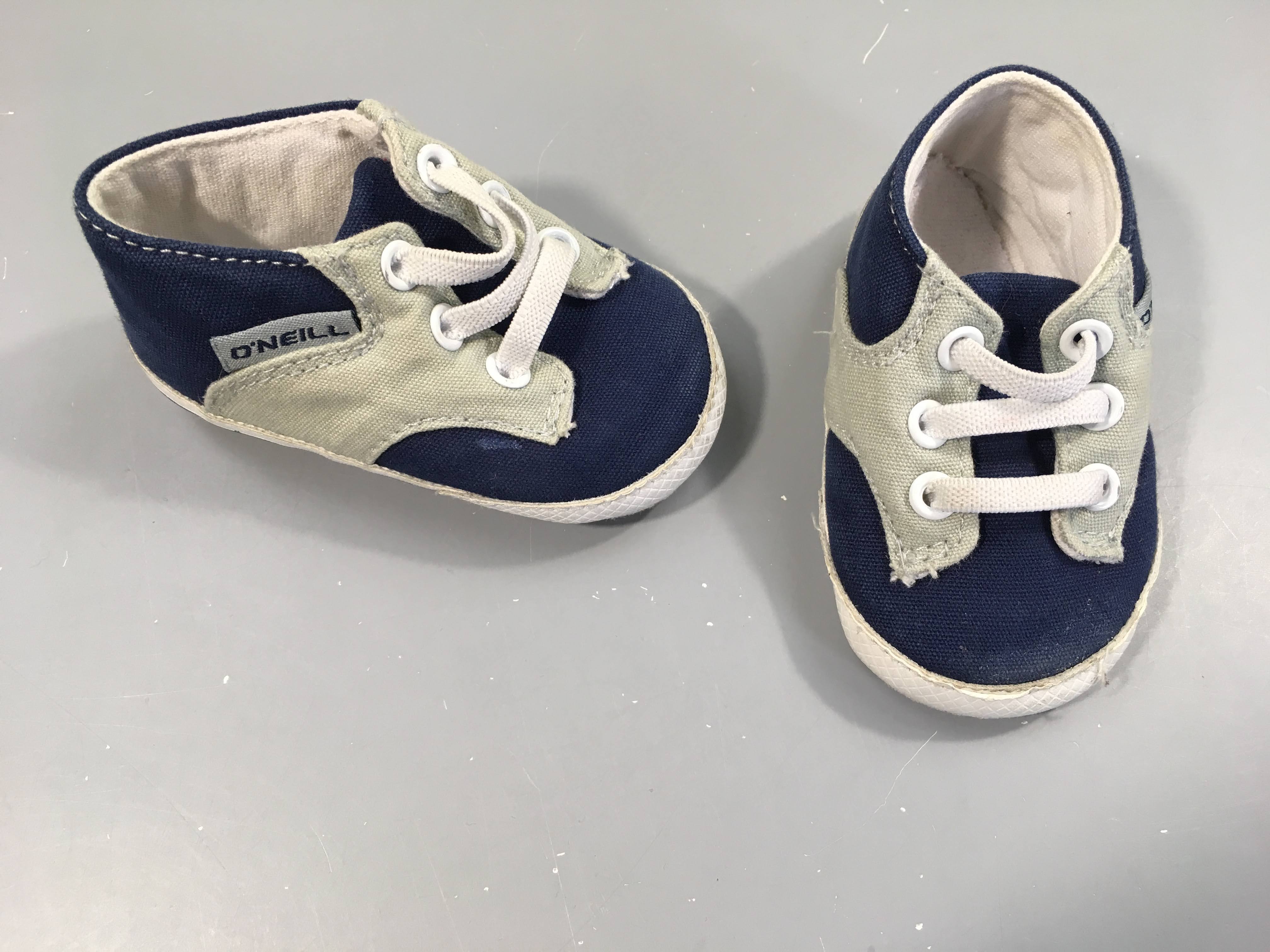 Baskets  toiles denim bleu, beige Pas de pointure indiquée