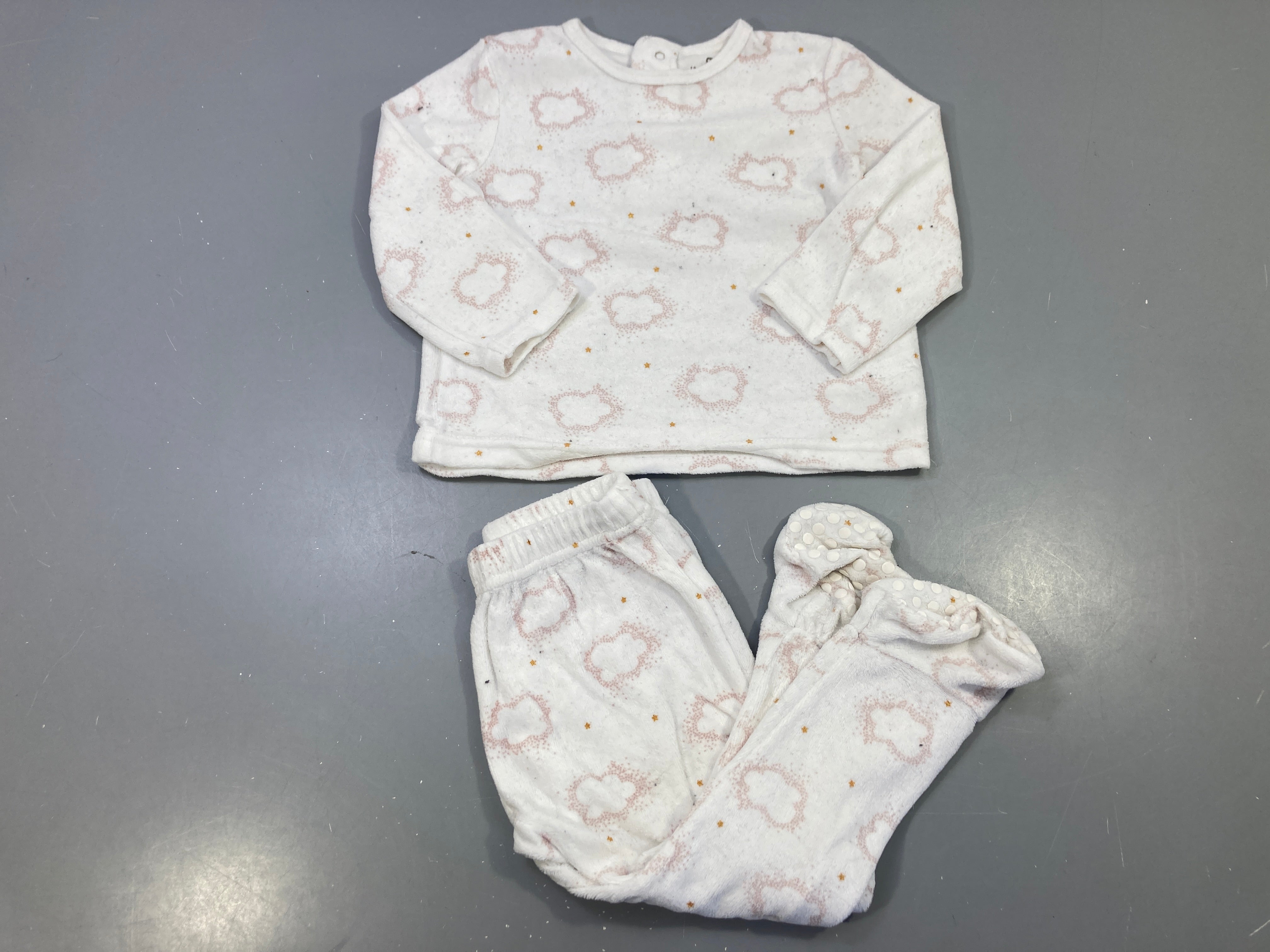 Pyjama 2pcs velours écru nuages, étoiles dorées