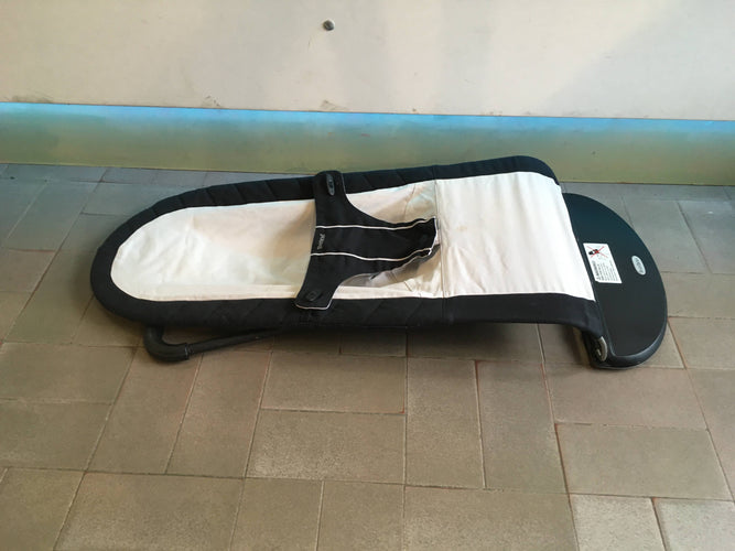 Relax bouncer beige, housse tachée, moins cher chez Petit Kiwi