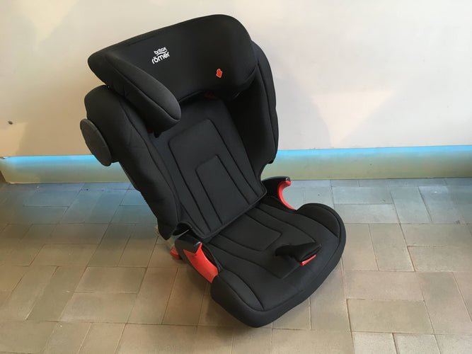 Siège auto Kidfix2 S BR Cosmos black ZS, Britax Römer, de 4 à 12 ans (15-36 kg), moins cher chez Petit Kiwi