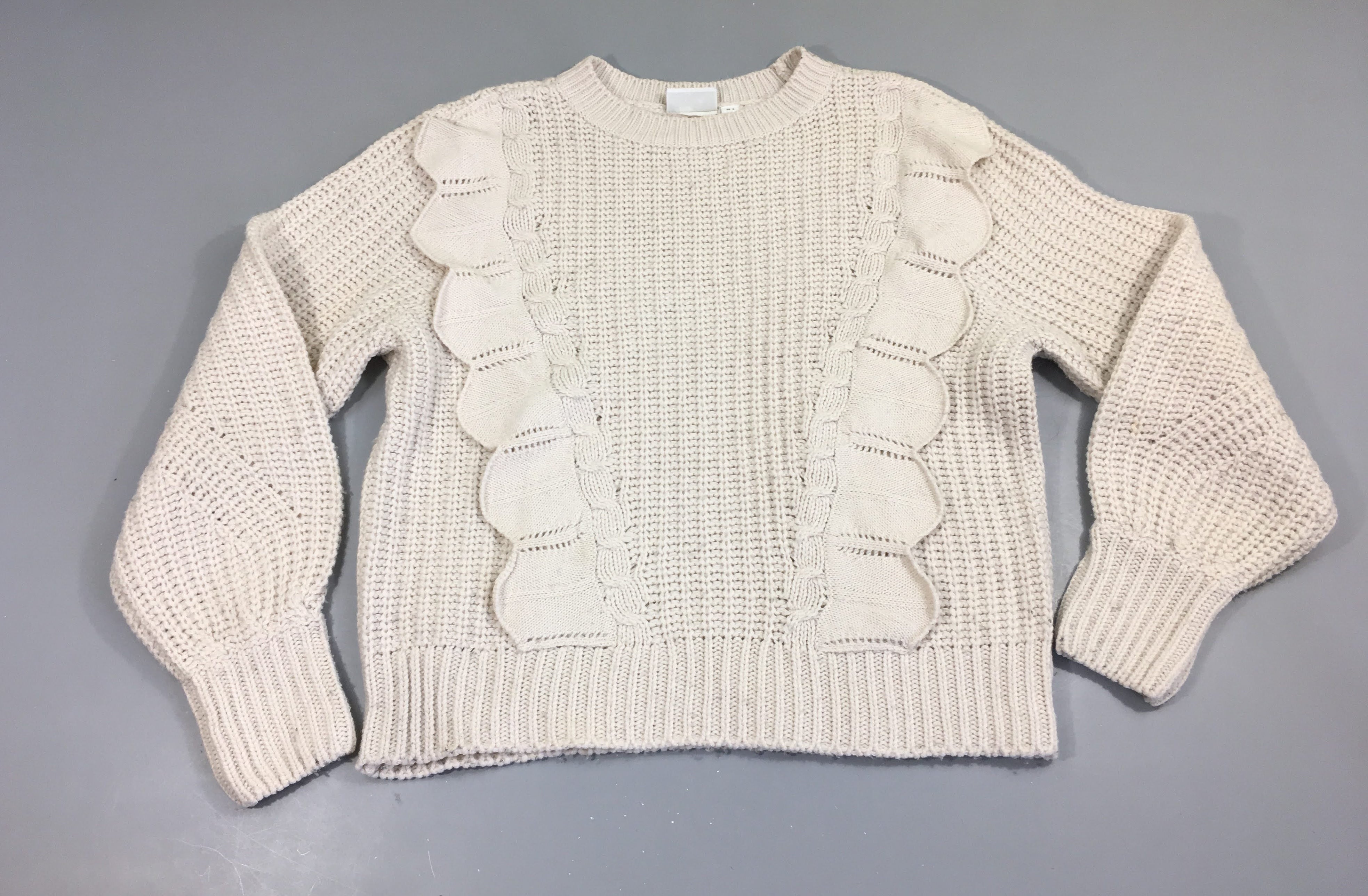 Pull mailles écru, légèrement bouloché, Vila