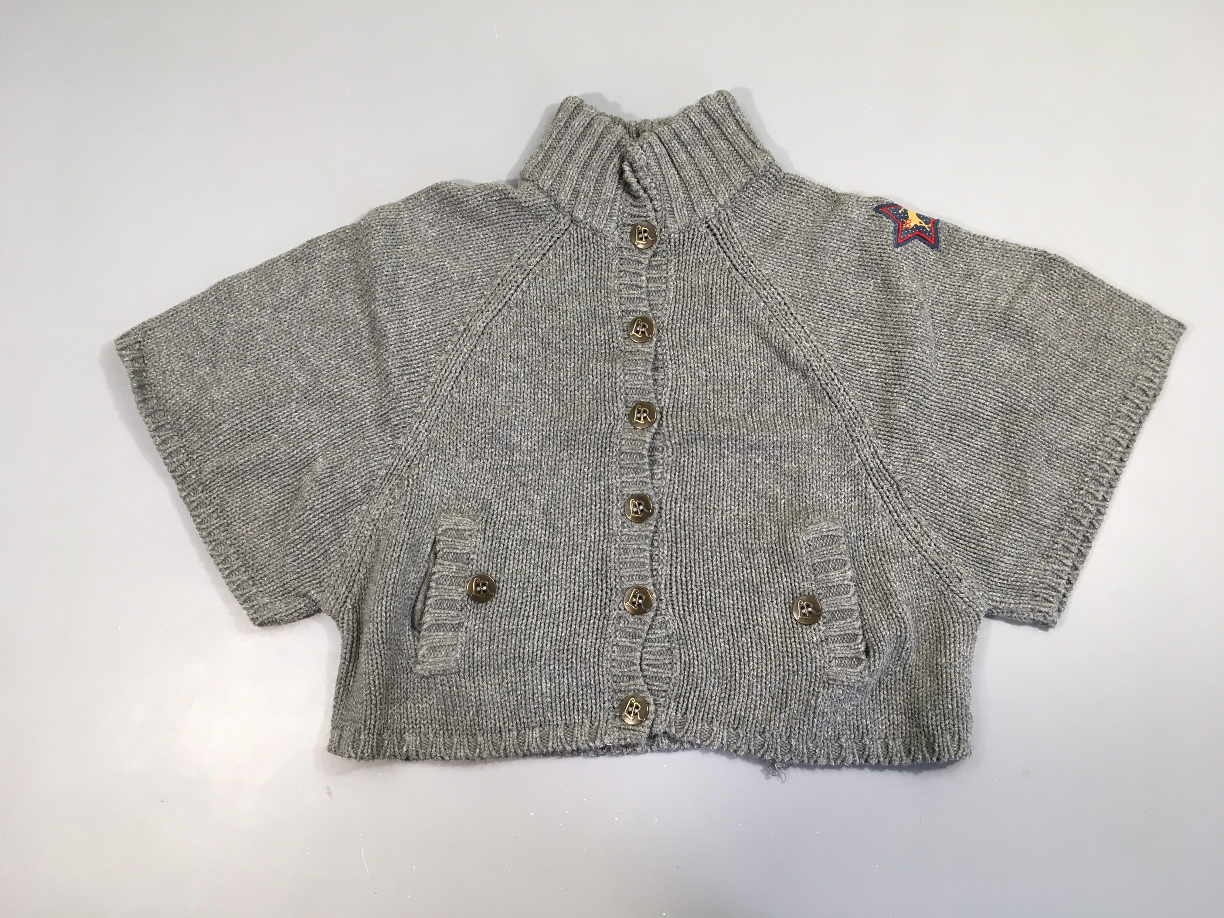 Gilet court m.c gris chiné manches chauve-souris