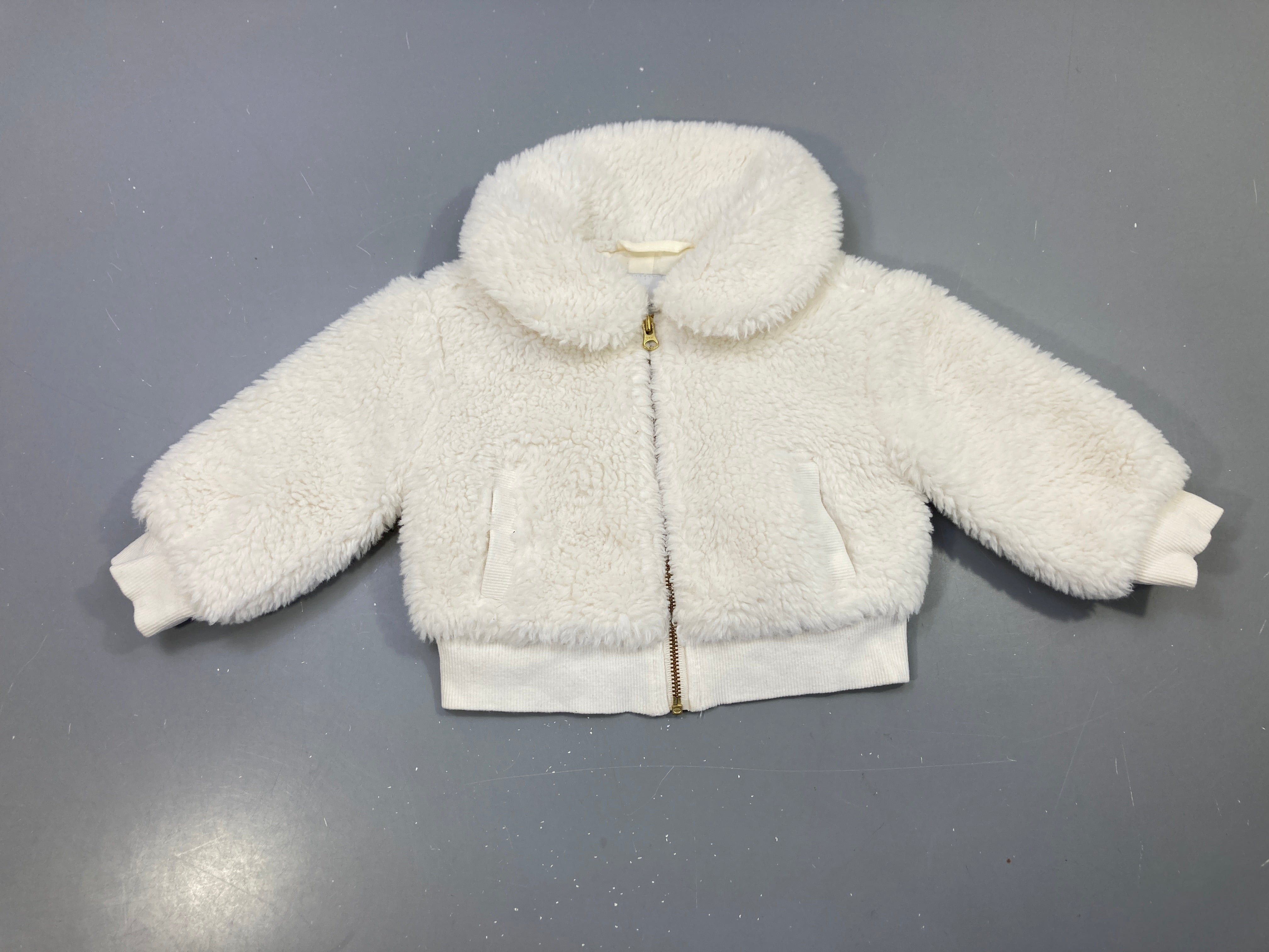 Gilet veste zippée écrue moumoute, col rond