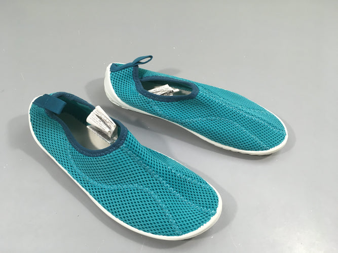 Sandales d'eau turquoise, 34-35, moins cher chez Petit Kiwi