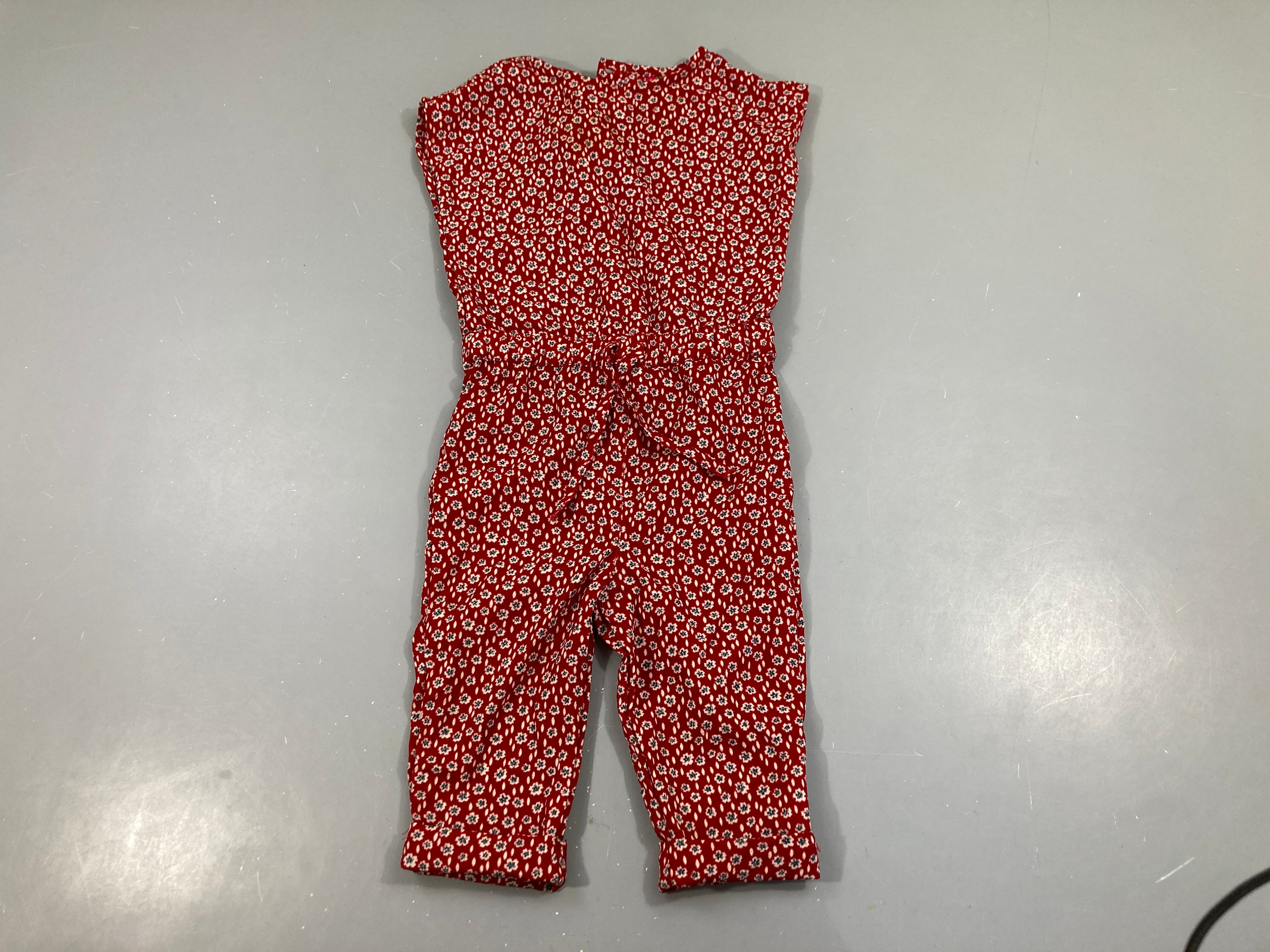 Combinaison rouge fleuri
