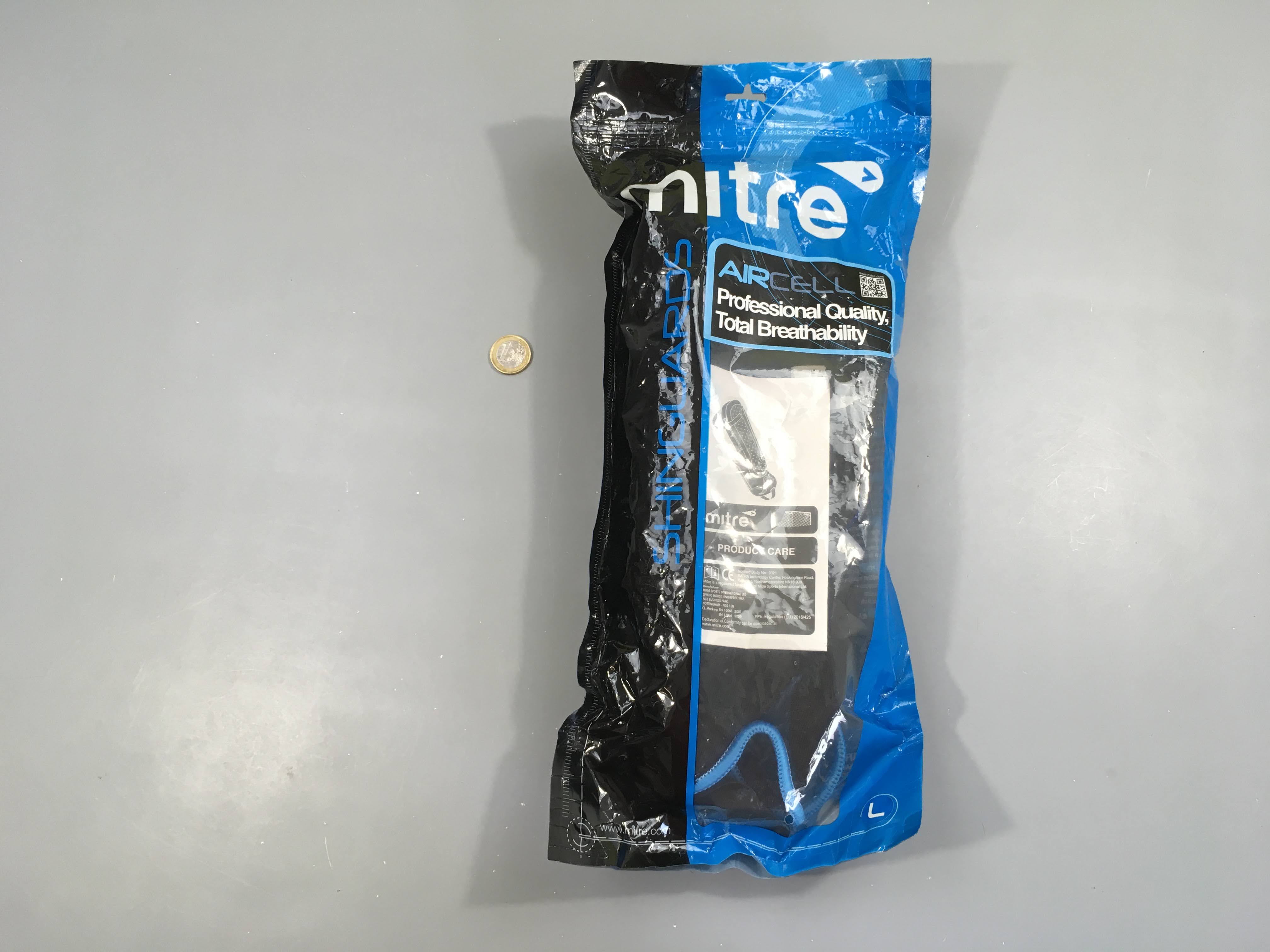 Neuf-Protège tibias noir/bleu L Mitre