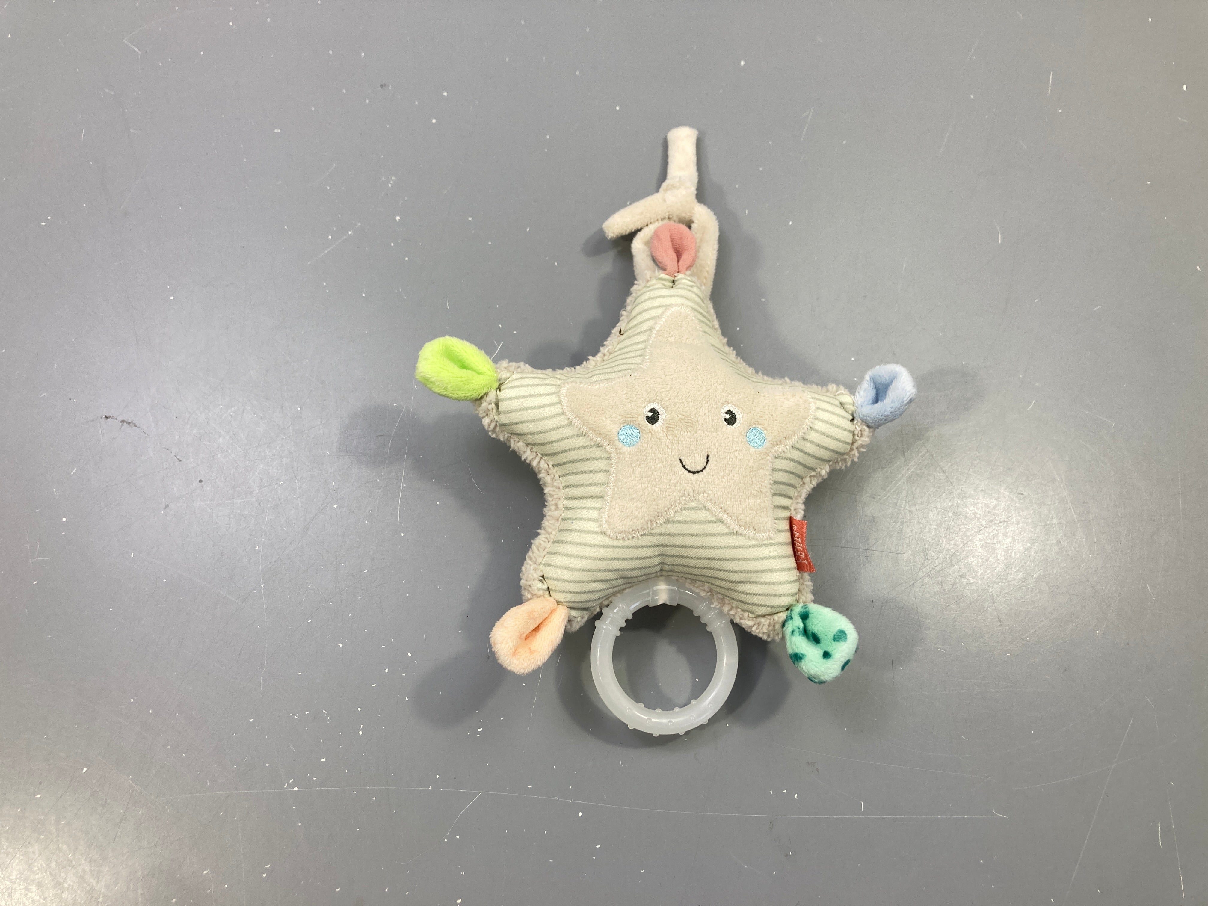 Hochet peluche musical étoile écru Déhoussable