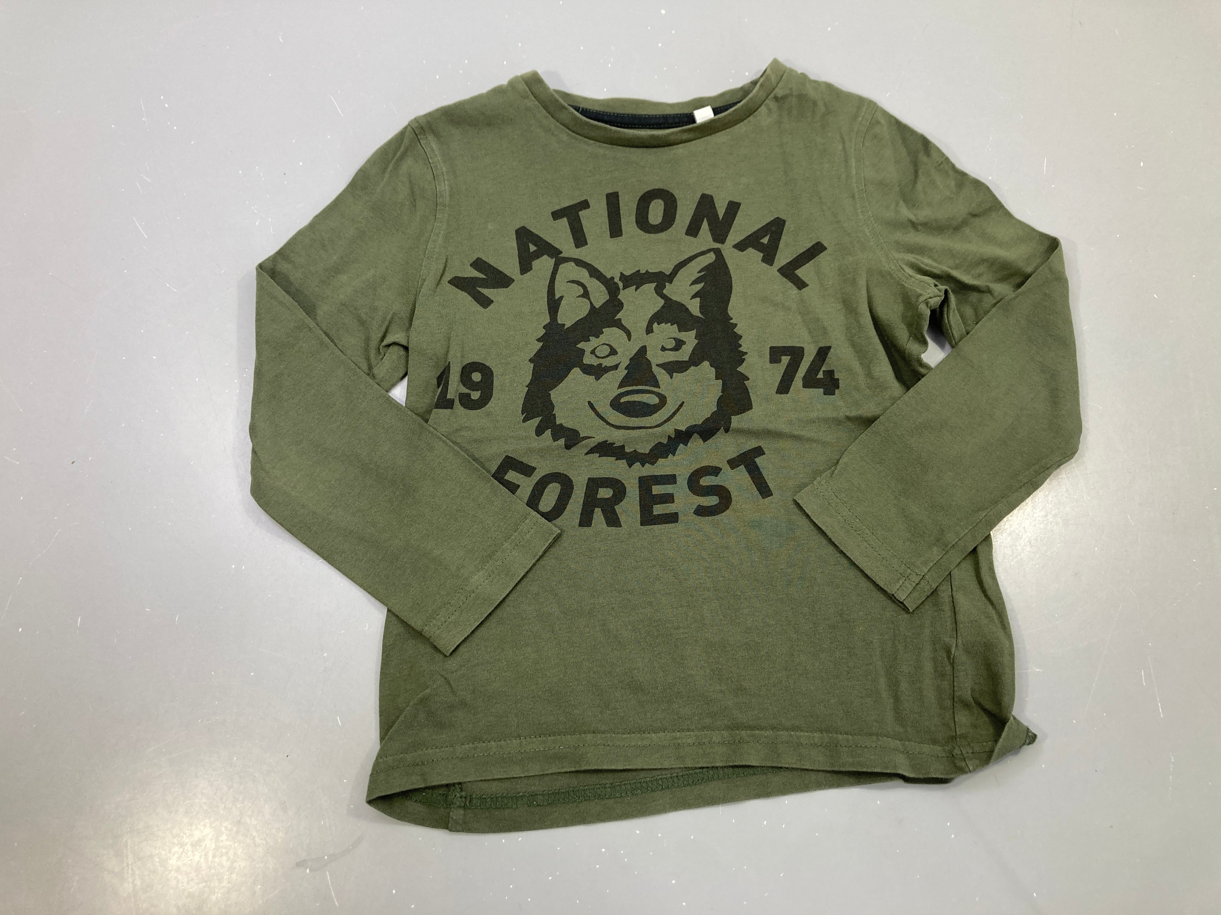 T-shirt m.l kaki loup National Forest