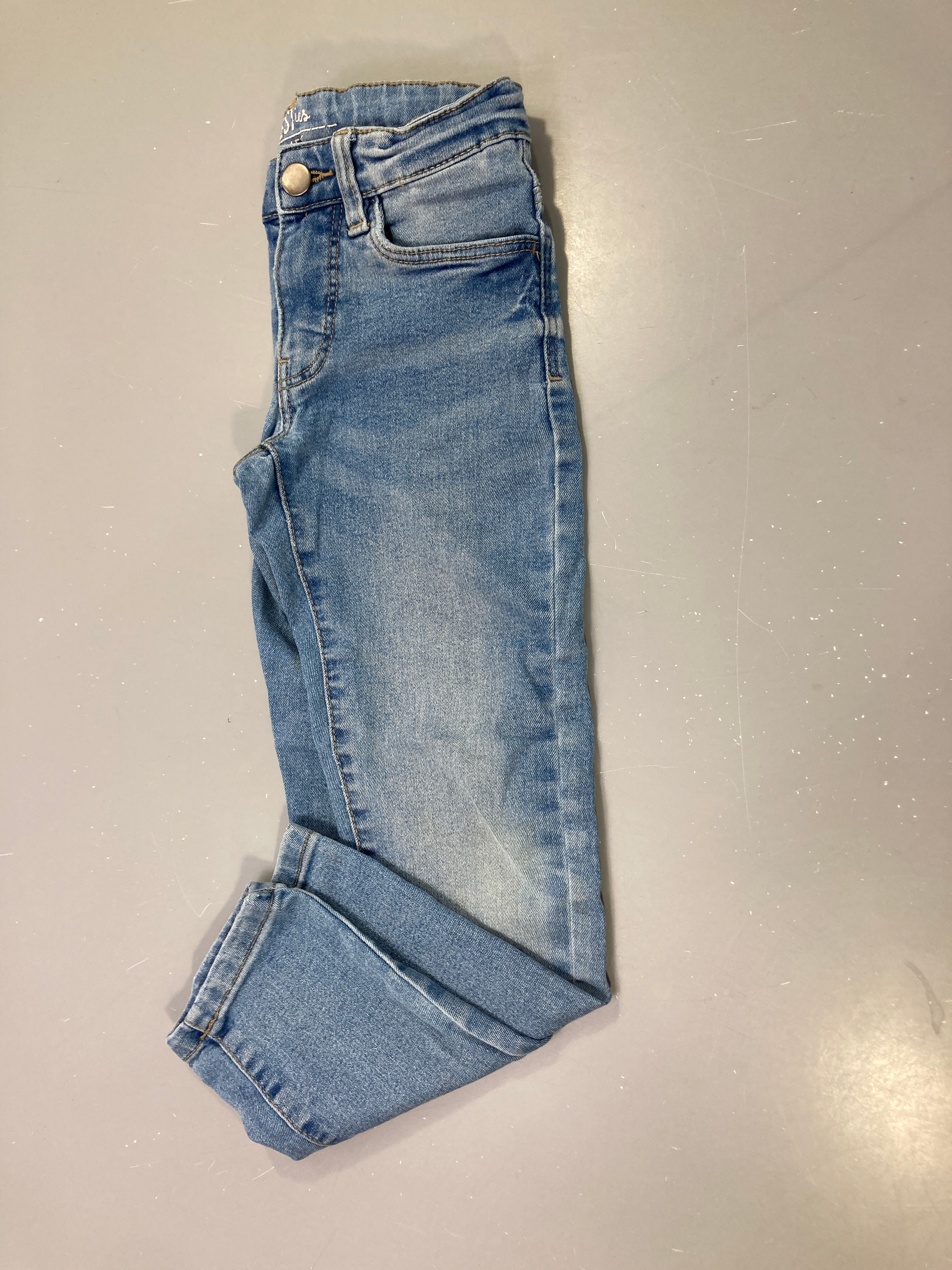 Pantalon jean bleu clair Slim Fit Légère tache jambe D