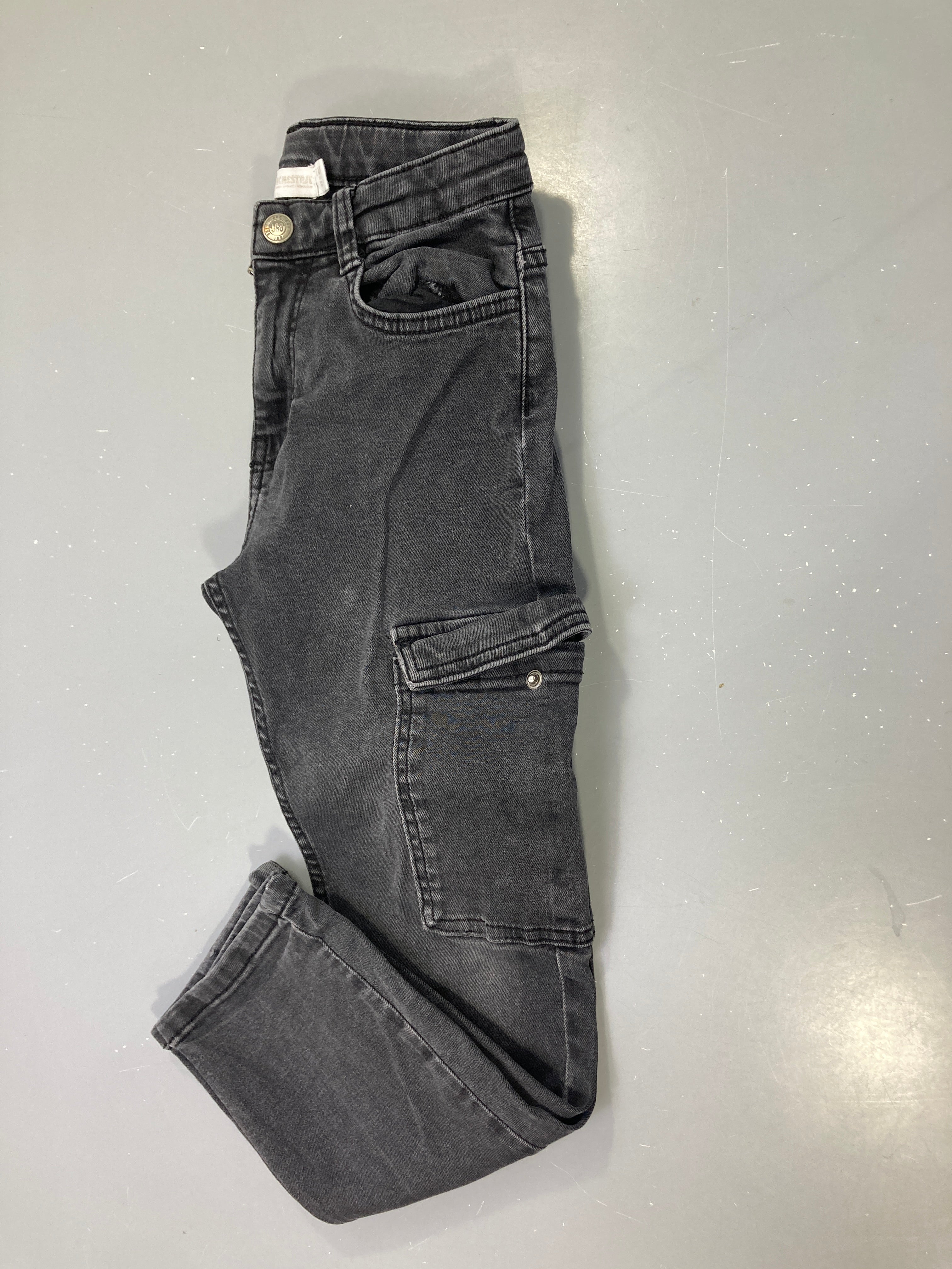 Pantalon cargo gris anthracite délavé