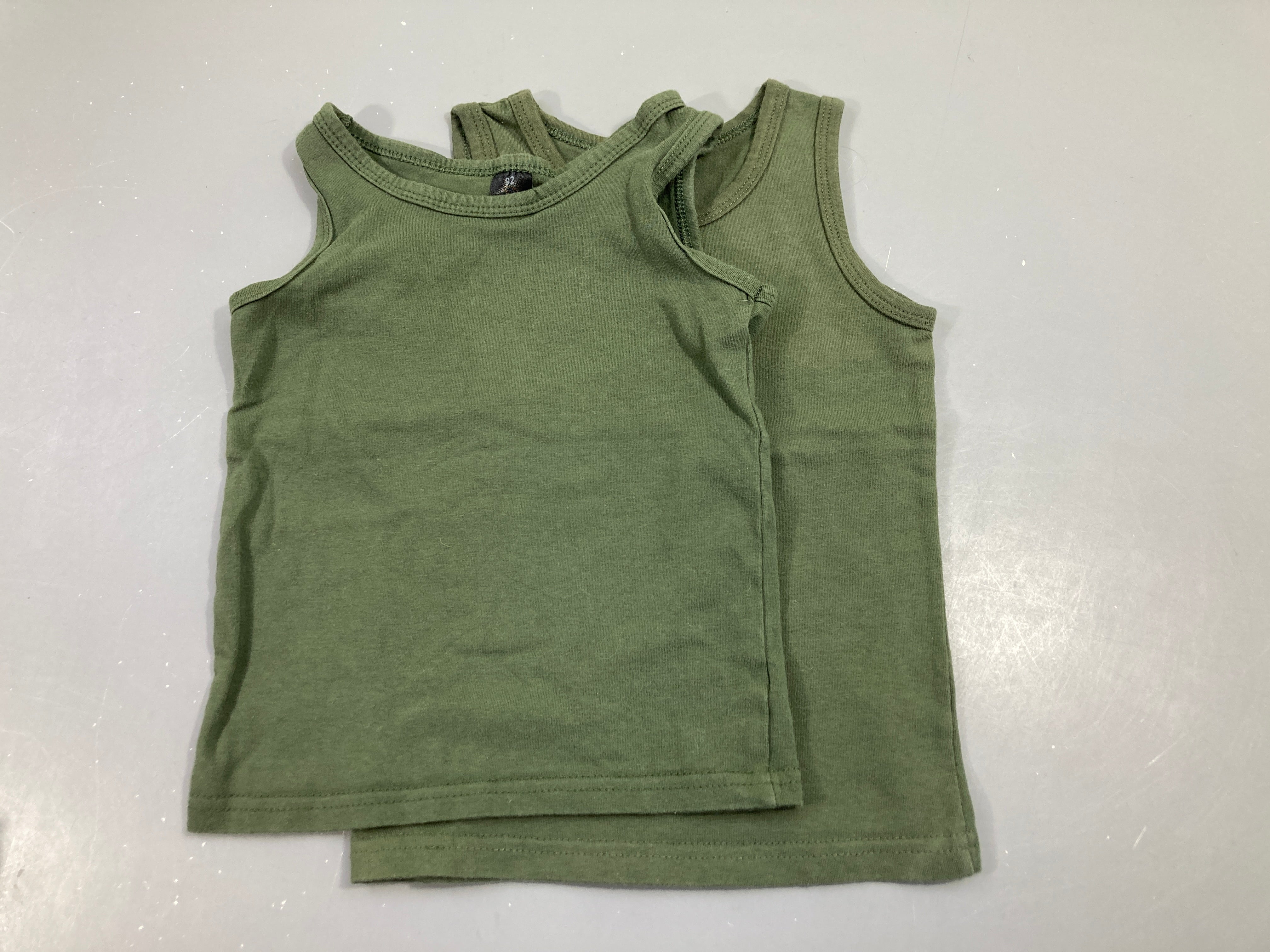Lot de 2 débardeurs kaki