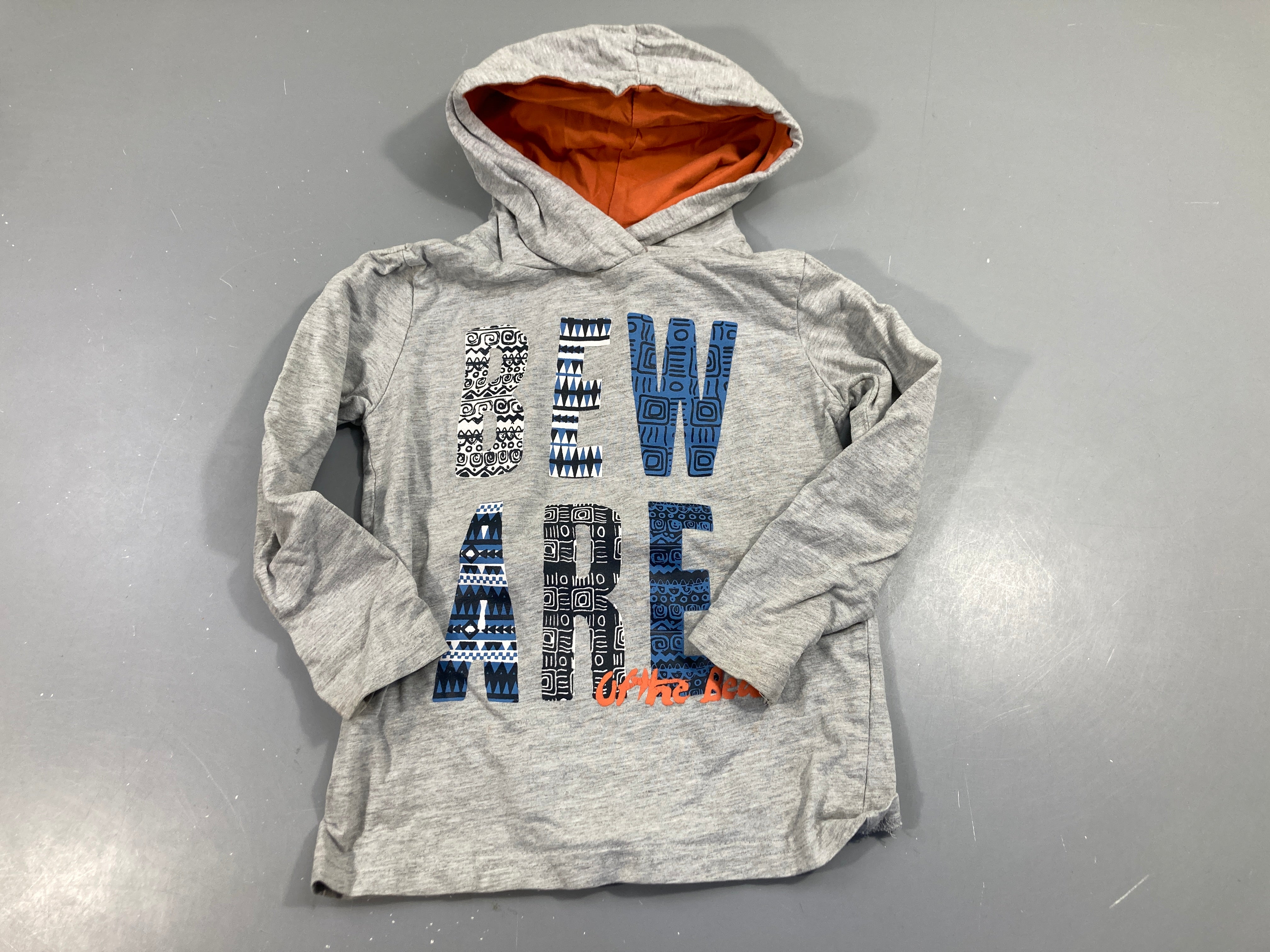 T-shirt m.l à capuche gris clair BEWARE