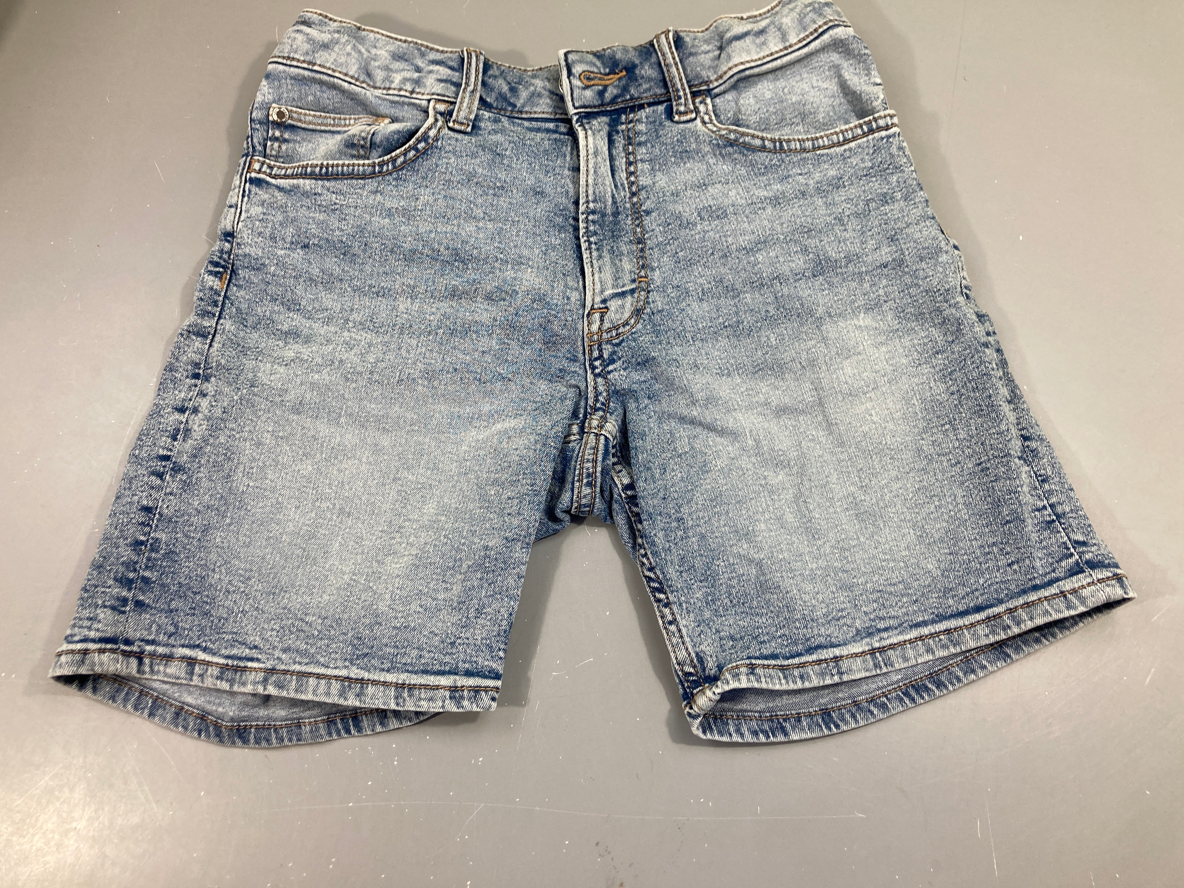 Bermuda jean bleu clair