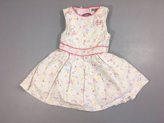 Robe s.m blanche fleurie dos ouvert, moins cher chez Petit Kiwi