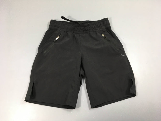 Short de sport noir Domyos, moins cher chez Petit Kiwi