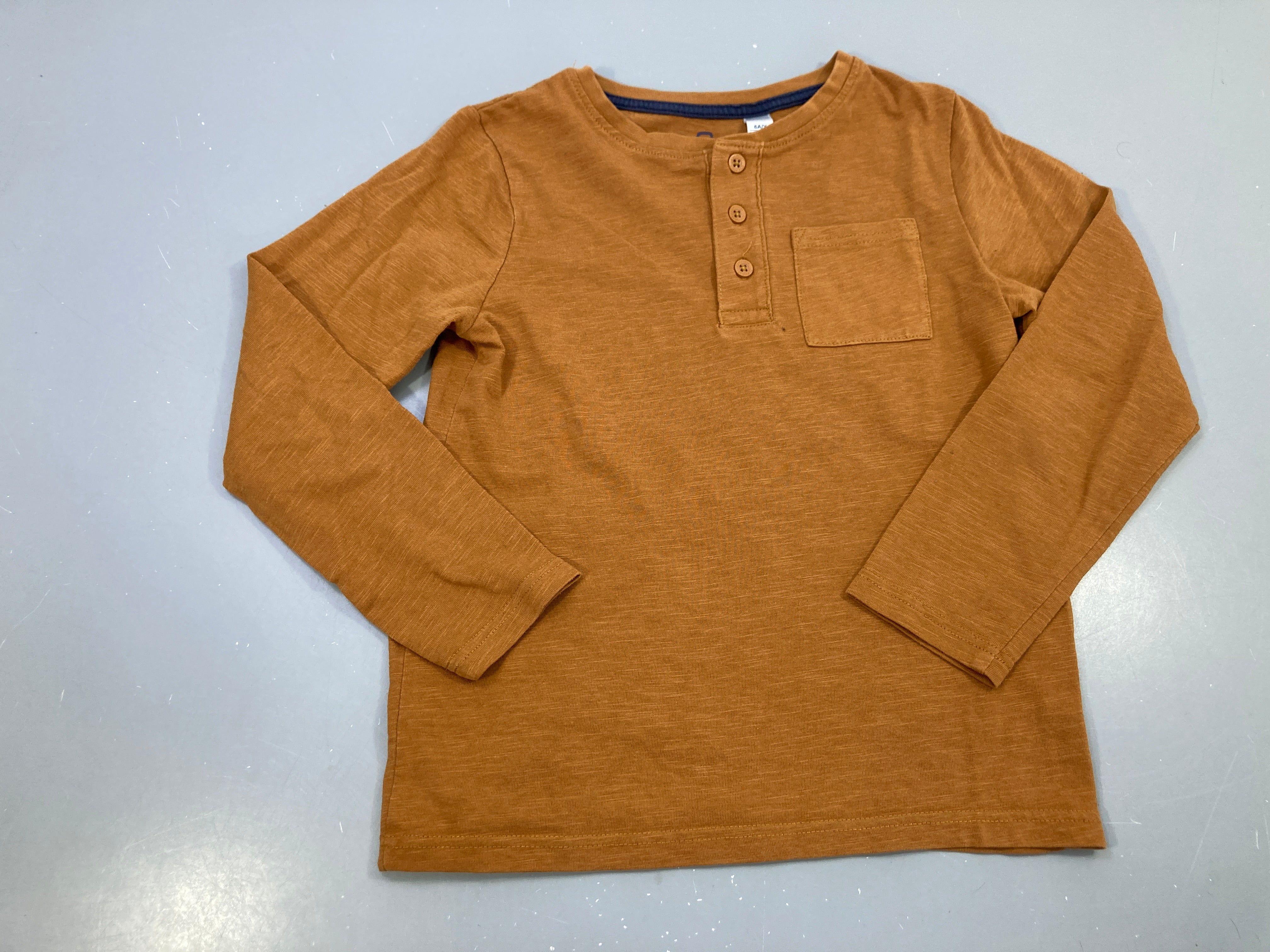 T-shirt m.l ocre, boutons poche