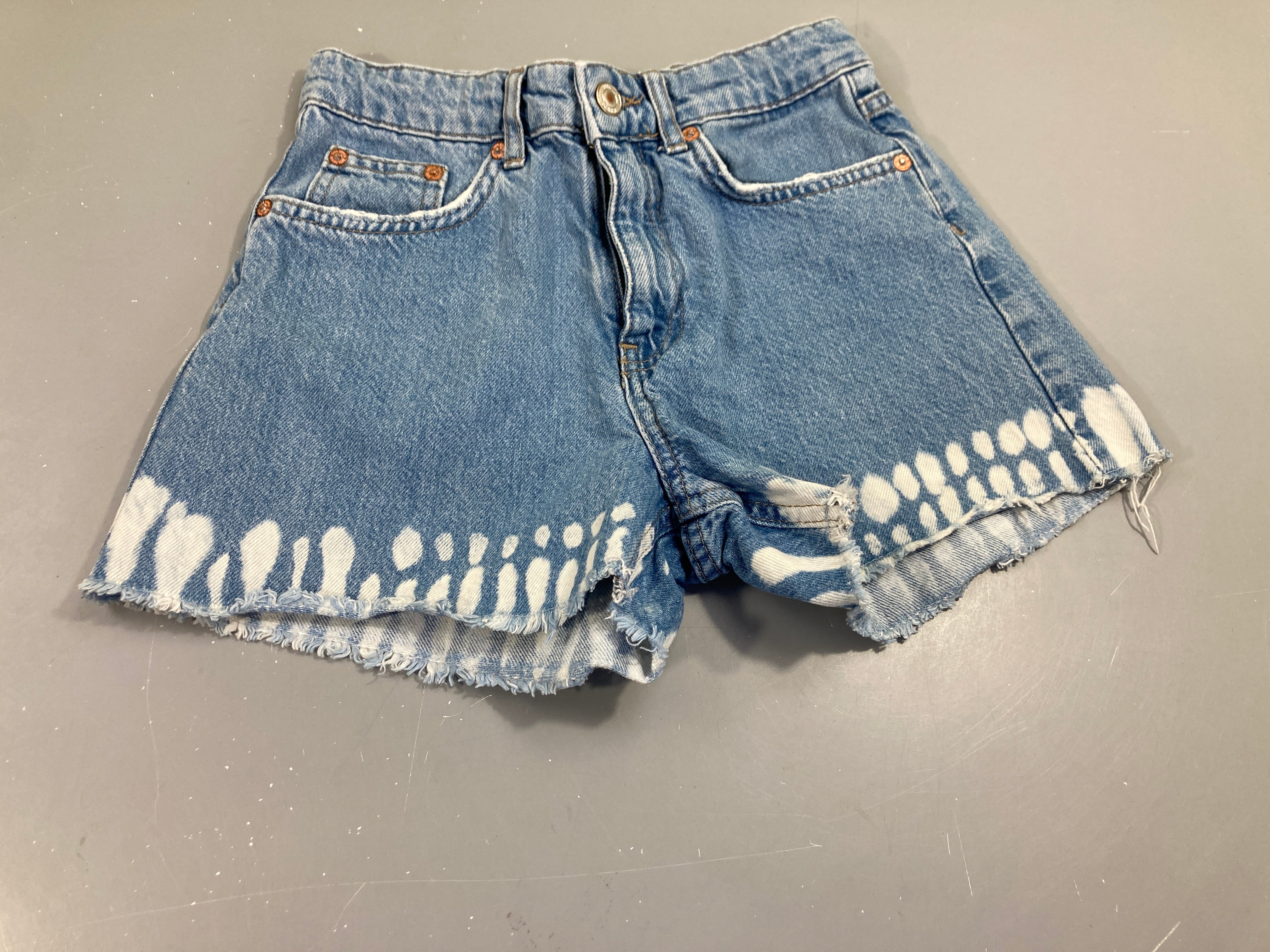 Short en jean délavé