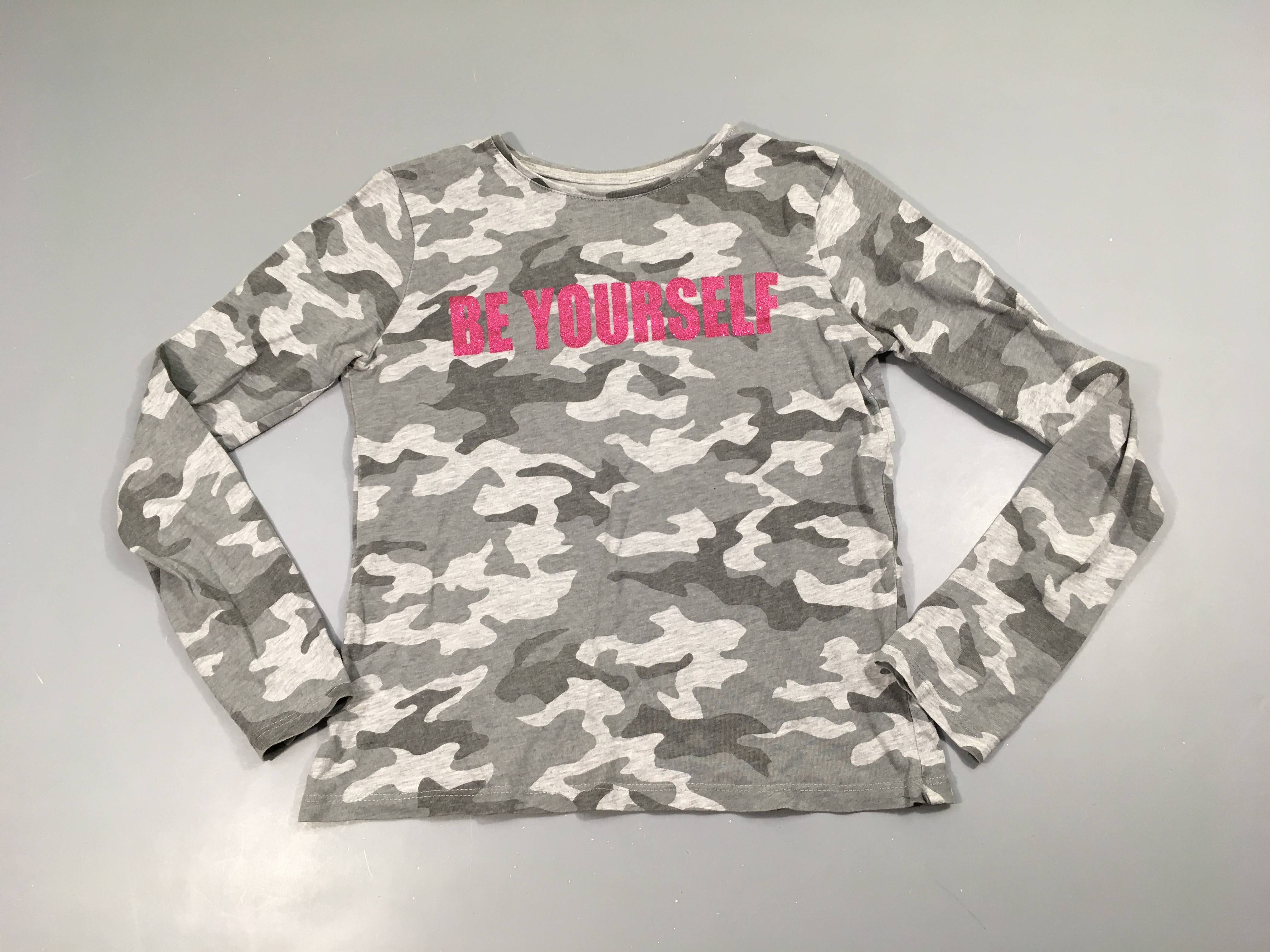 T-shirt m.l gris camouflage Yourself