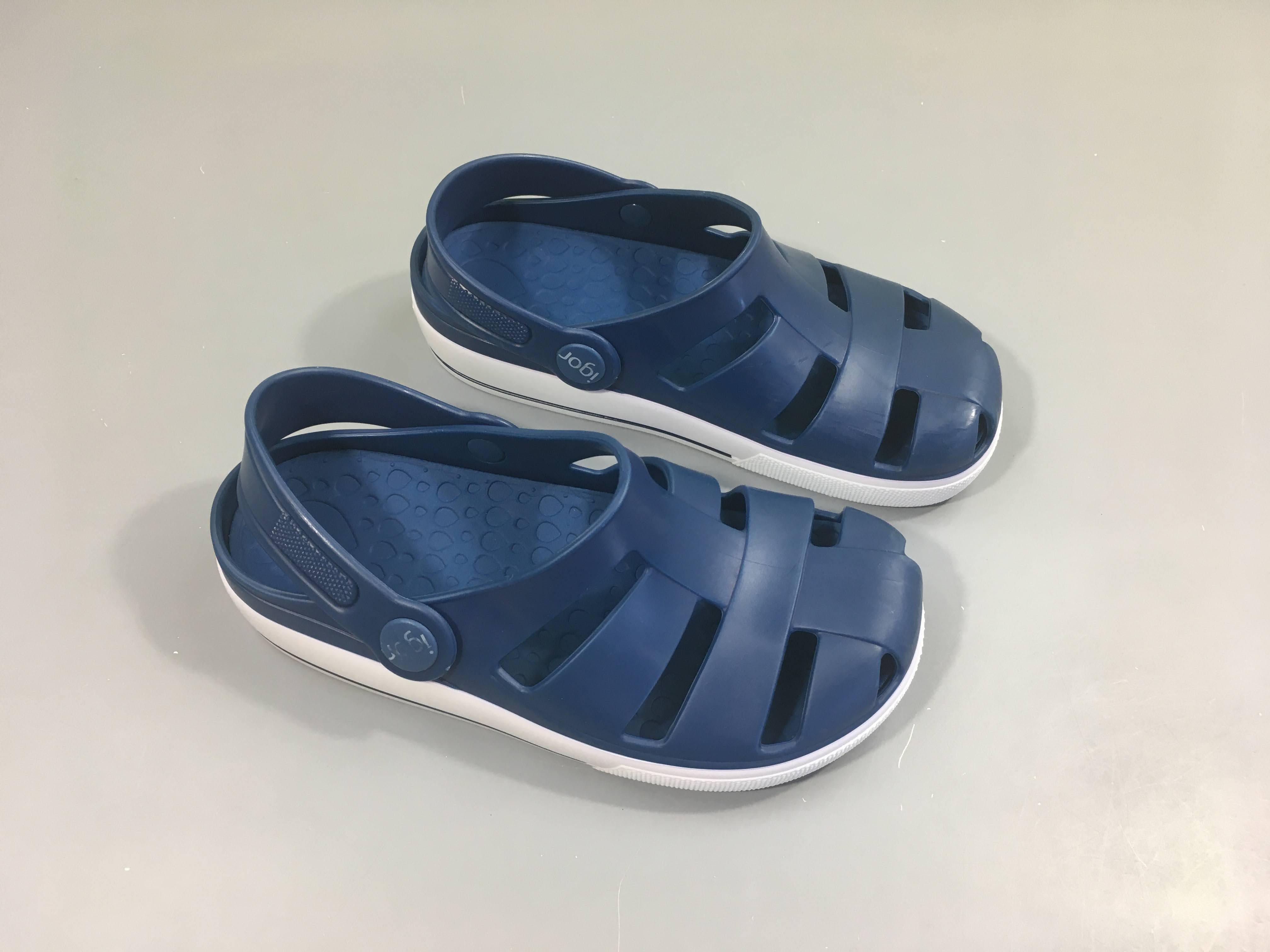 Sandales d'eau plastique bleues Igor, 30