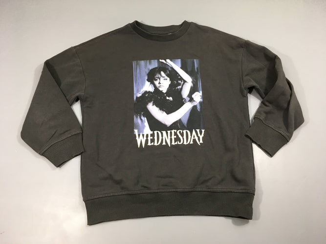 Sweat gris foncé Wednesday, Mercredi, moins cher chez Petit Kiwi