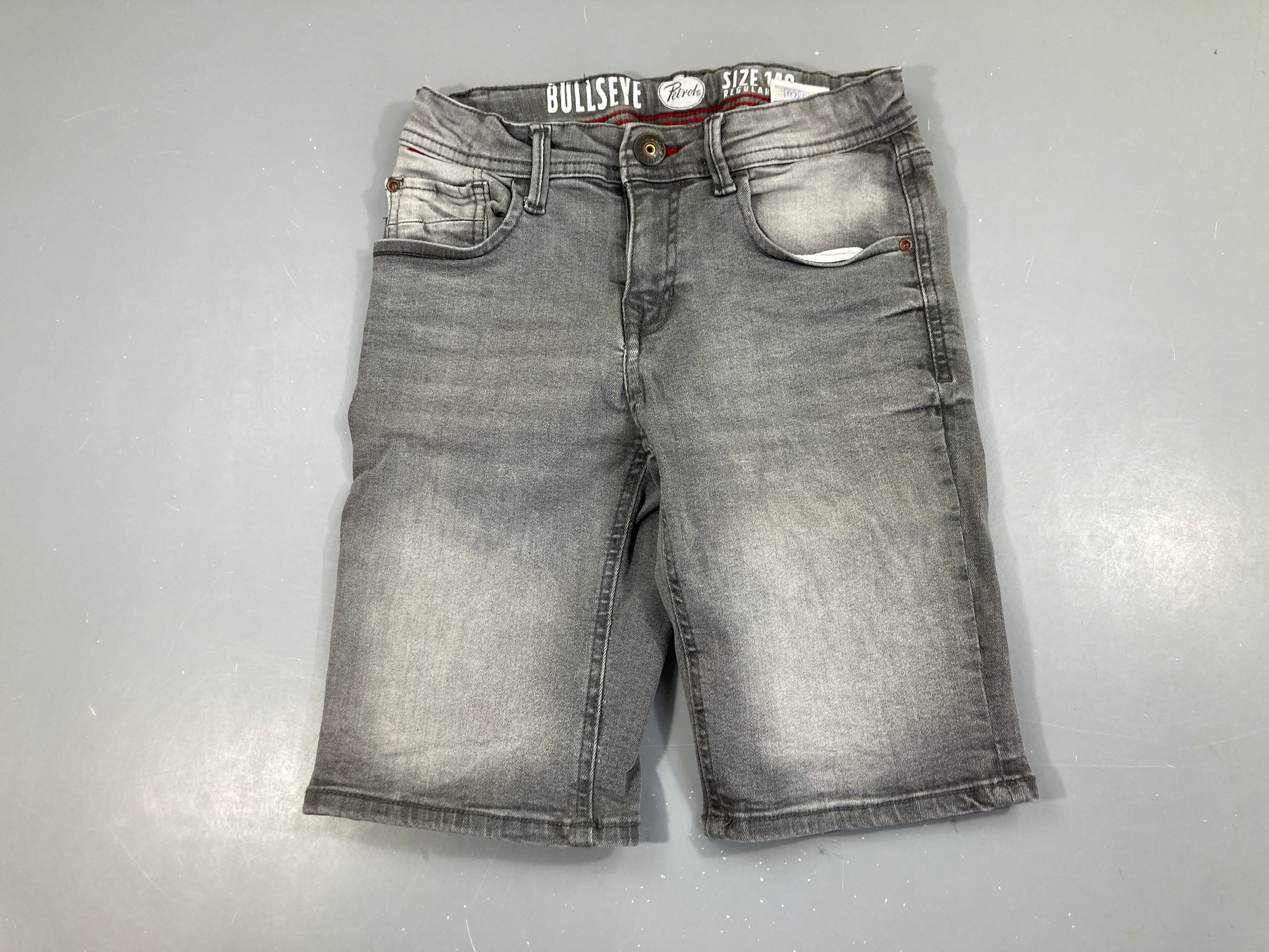 Bermuda jean gris regular fit