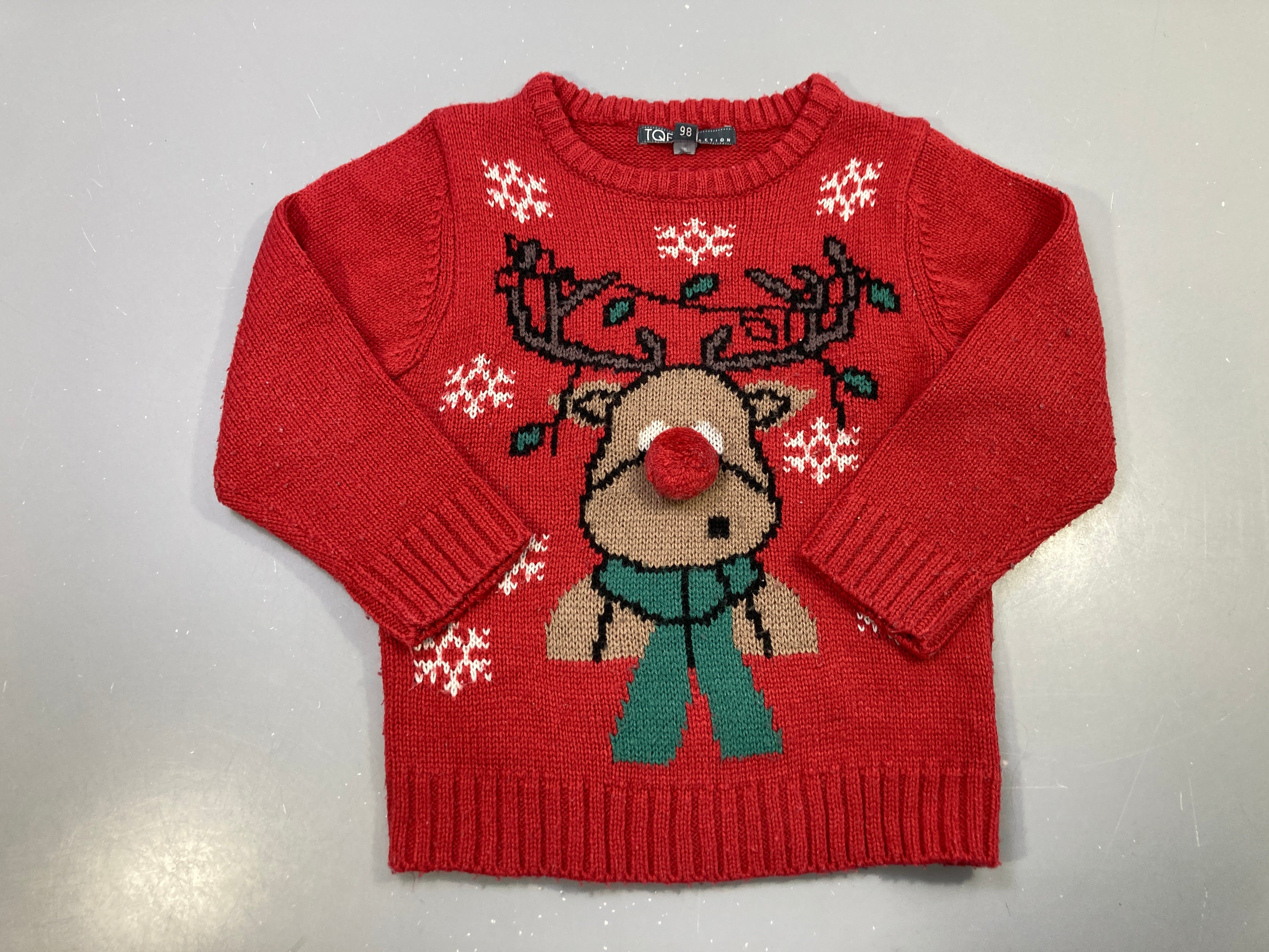 Pull rouge renne nez pompon, flocons Bouloché