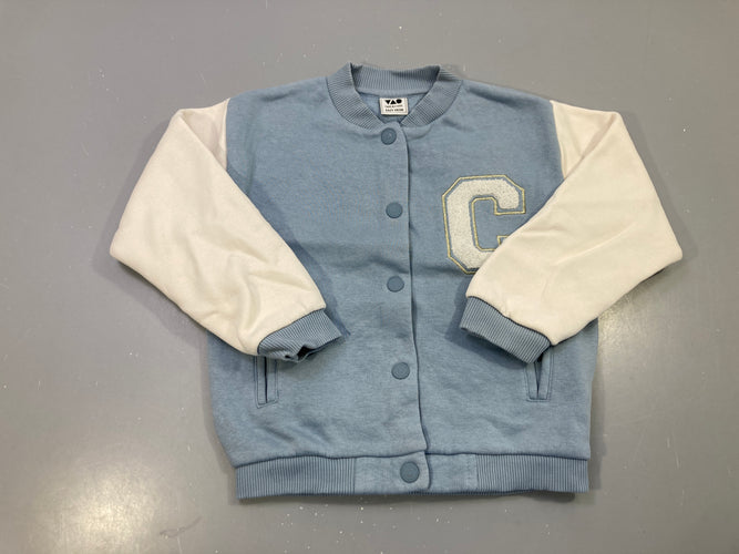 Sweat pression bleu ciel manches écrues,lettre C bouclette, moins cher chez Petit Kiwi