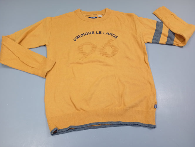 Pull jaune "prendre le large 96", légèrement bouloché, moins cher chez Petit Kiwi
