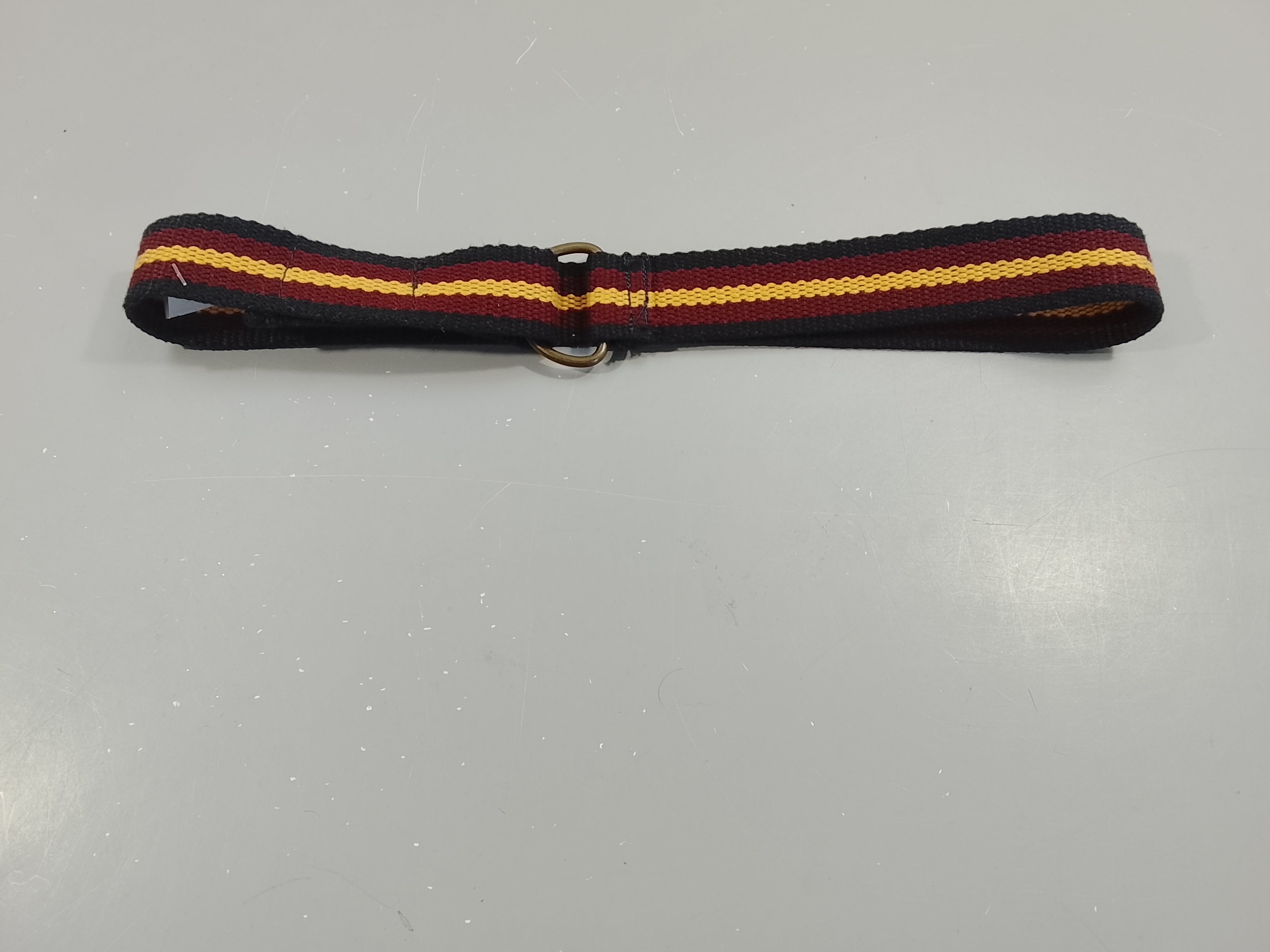 Ceinture rayé bleu marine, jaune, bordeaux