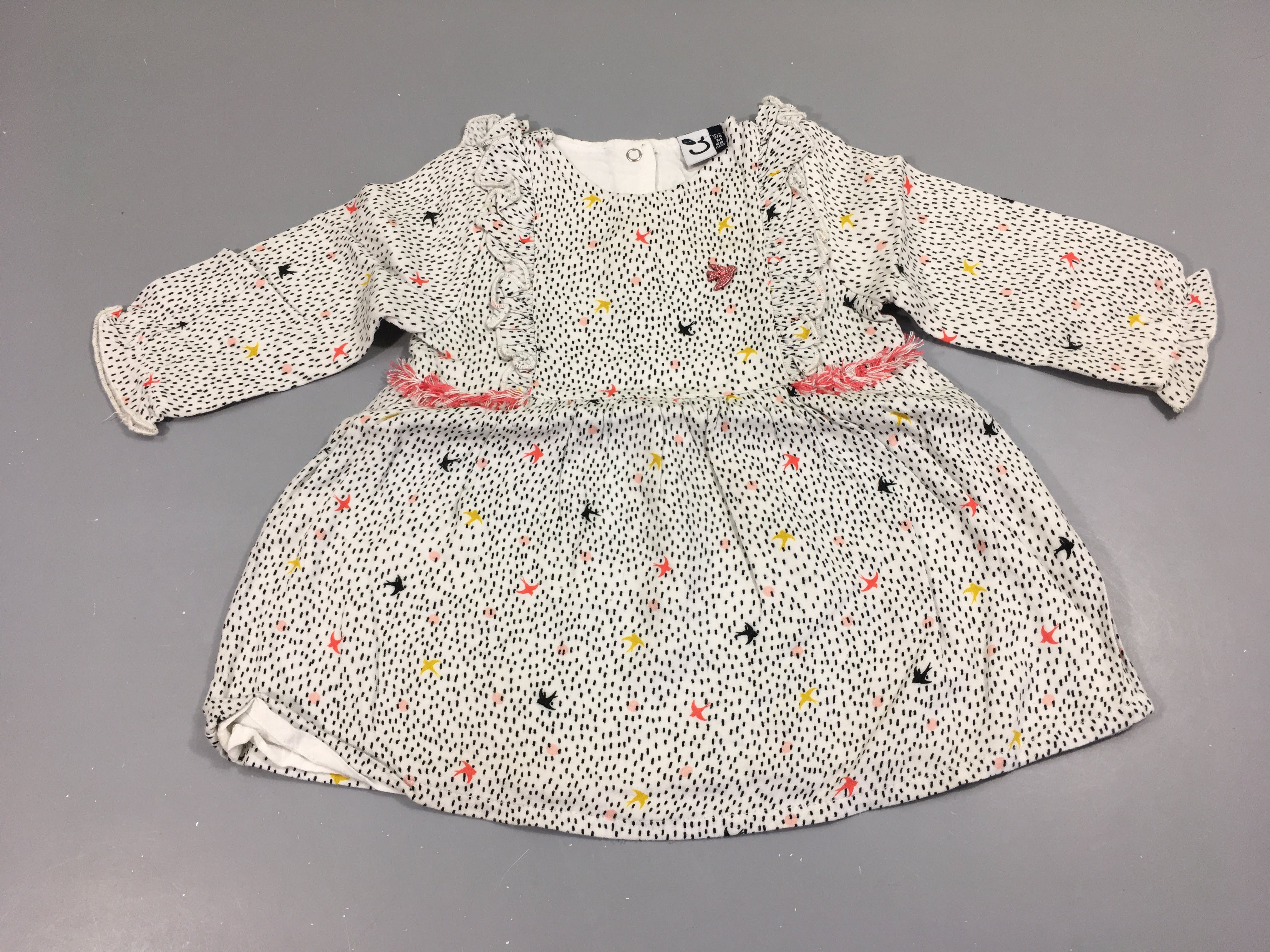 Robe m.l tissu doublé blanc petits motifs noir/jaune/rose