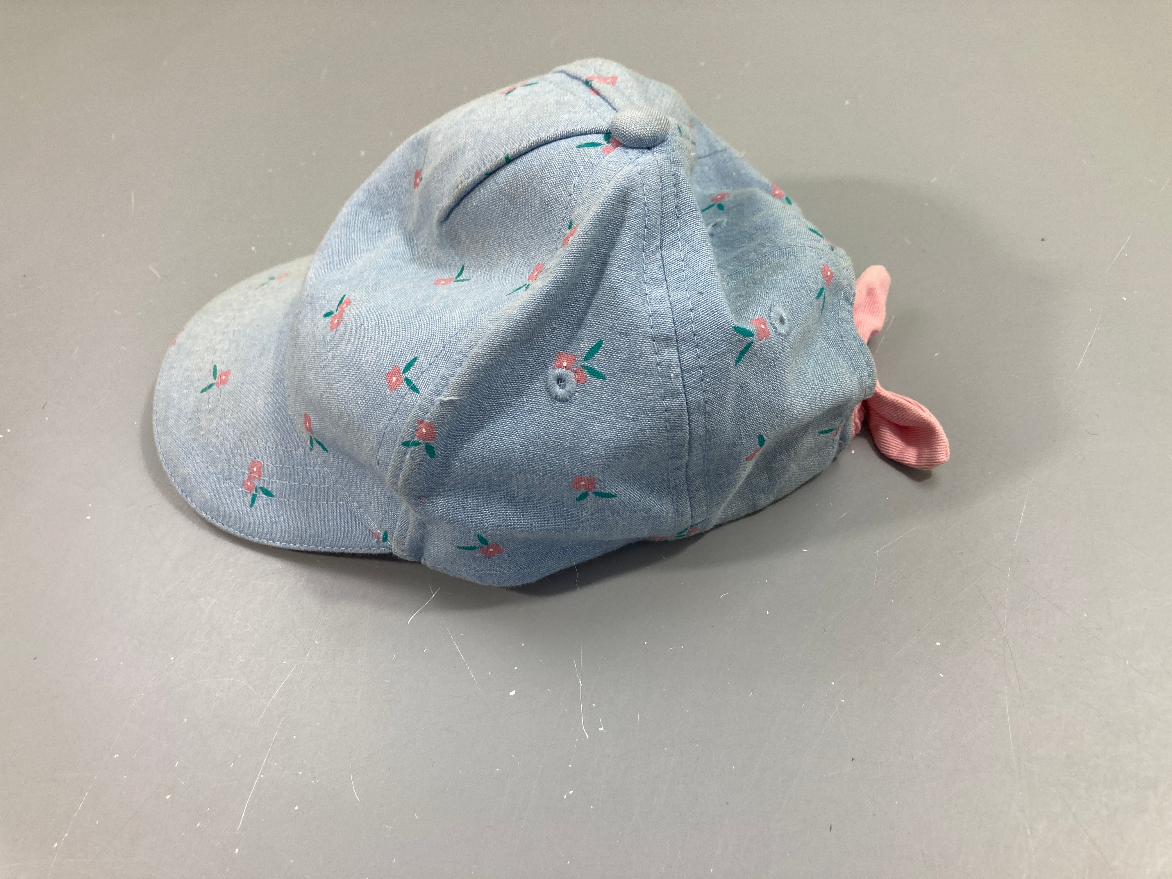 Casquette denim fleurie, 53cm