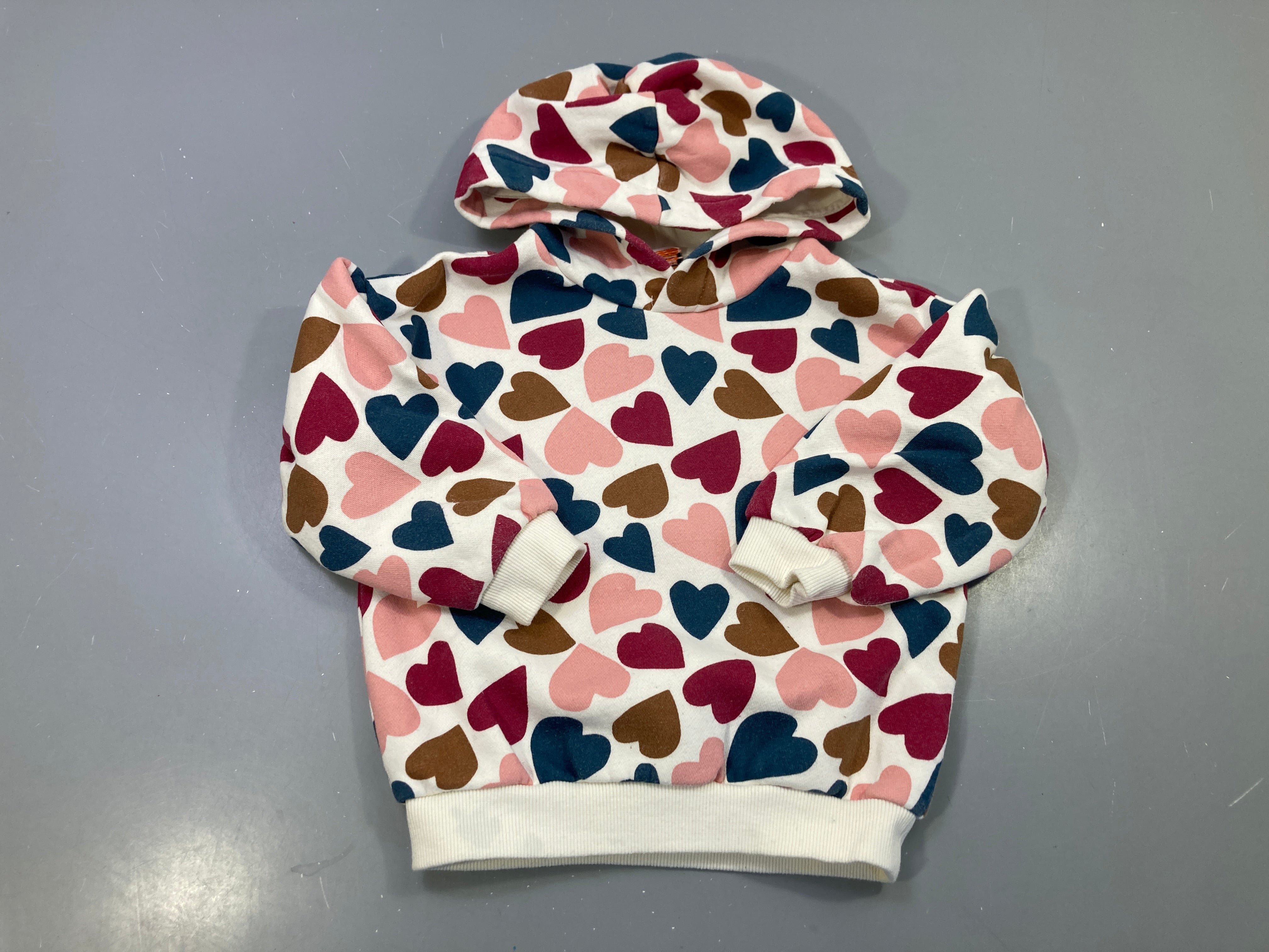 Sweat capuche écru cœurs rose bordeaux bleu marron Bouloché