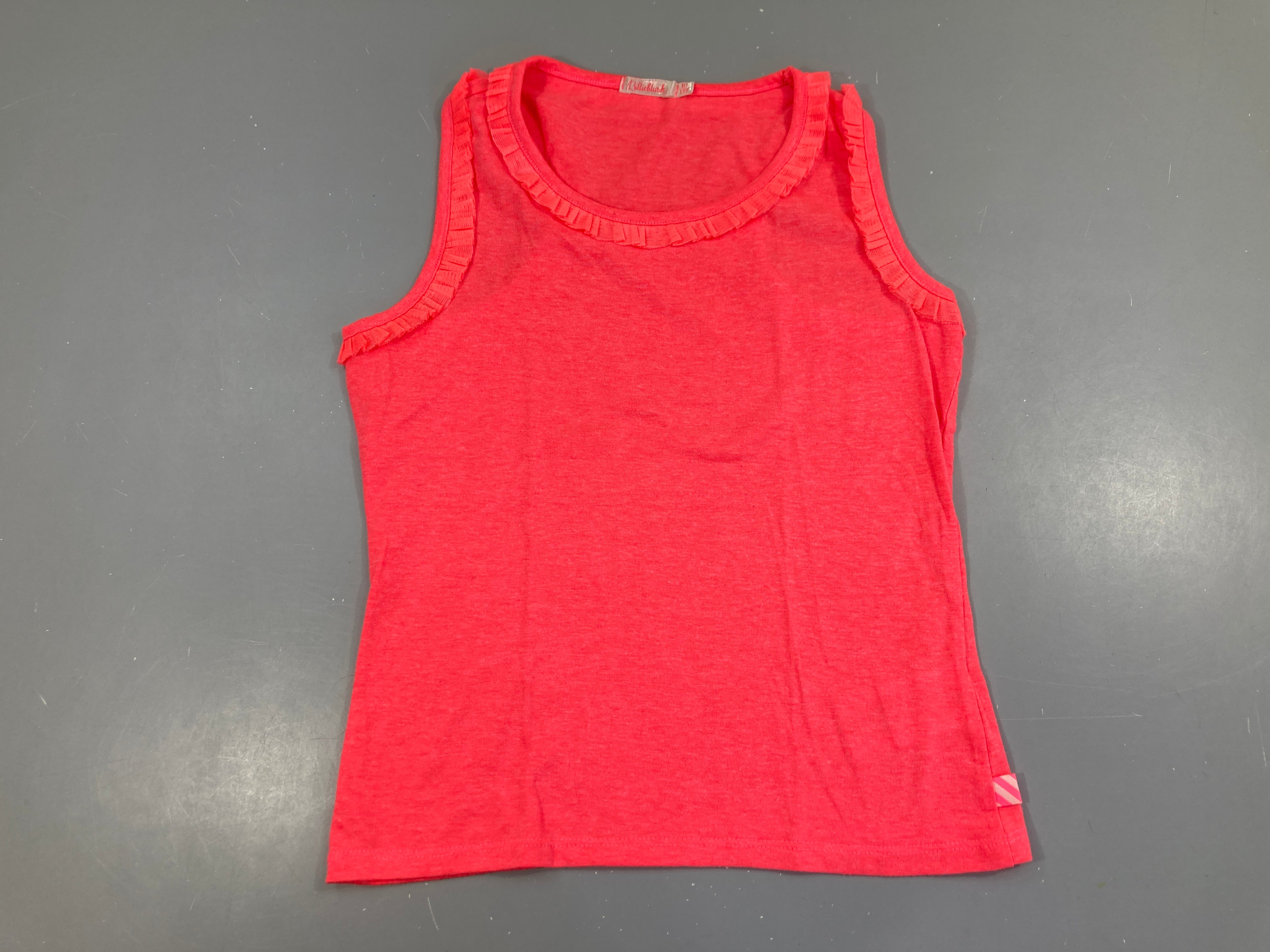 T-shirt s.m rose néon tulle, légèrement bouloché