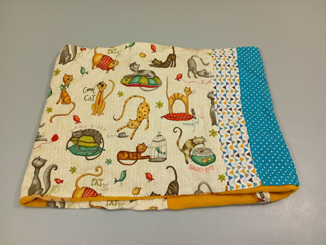 Tour de cou  coloré, motifs chats, moins cher chez Petit Kiwi