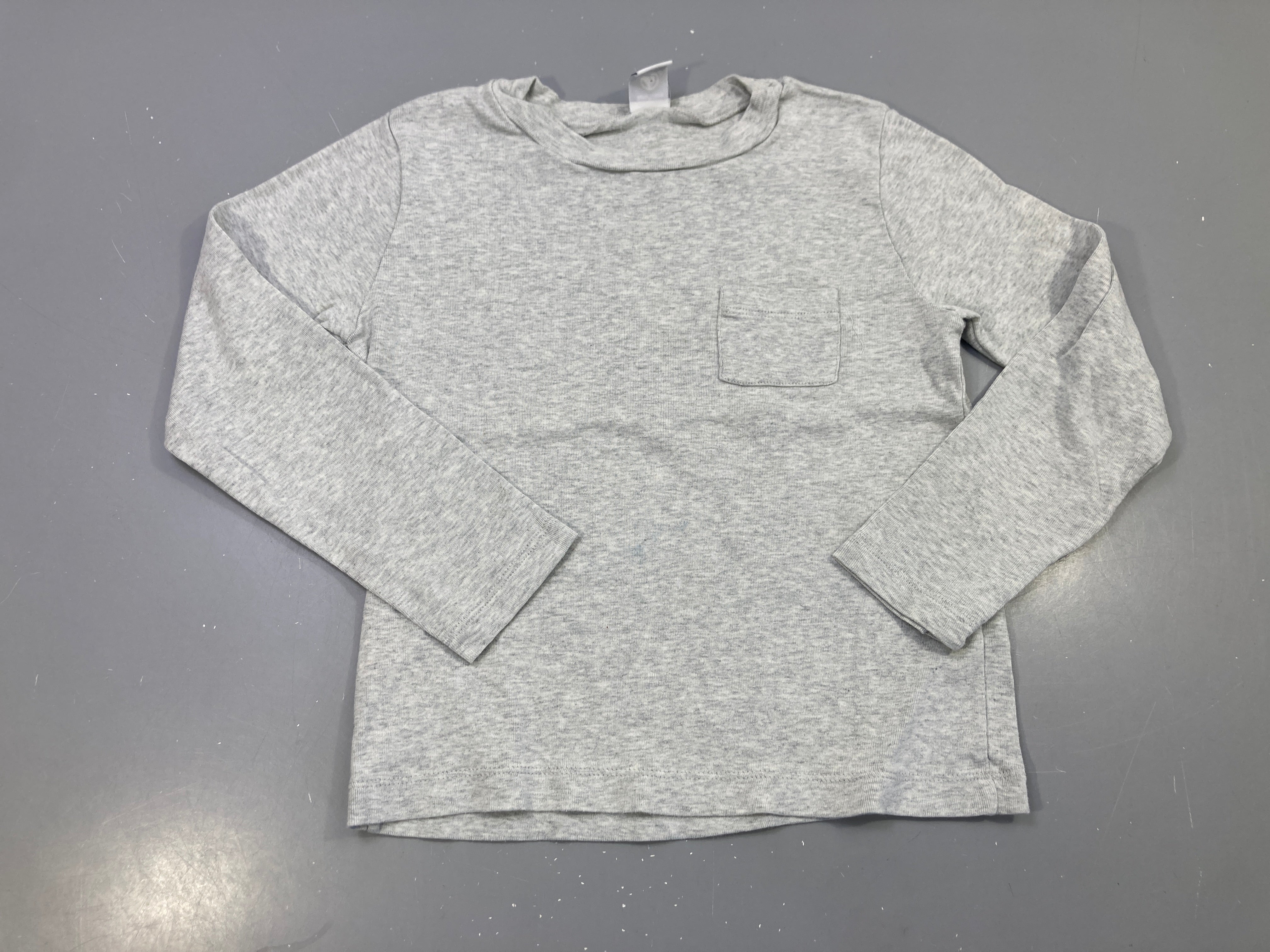 T-shirt m.l gris chiné, poche poitrine