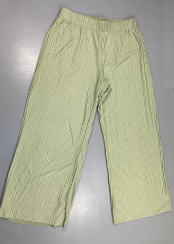 Pantalon léger ample jersey kaki, légèrement bouloché, moins cher chez Petit Kiwi