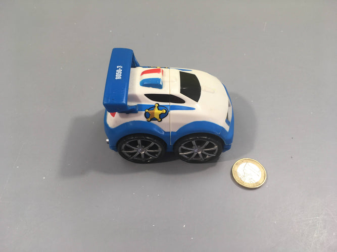 Voiture police, moins cher chez Petit Kiwi