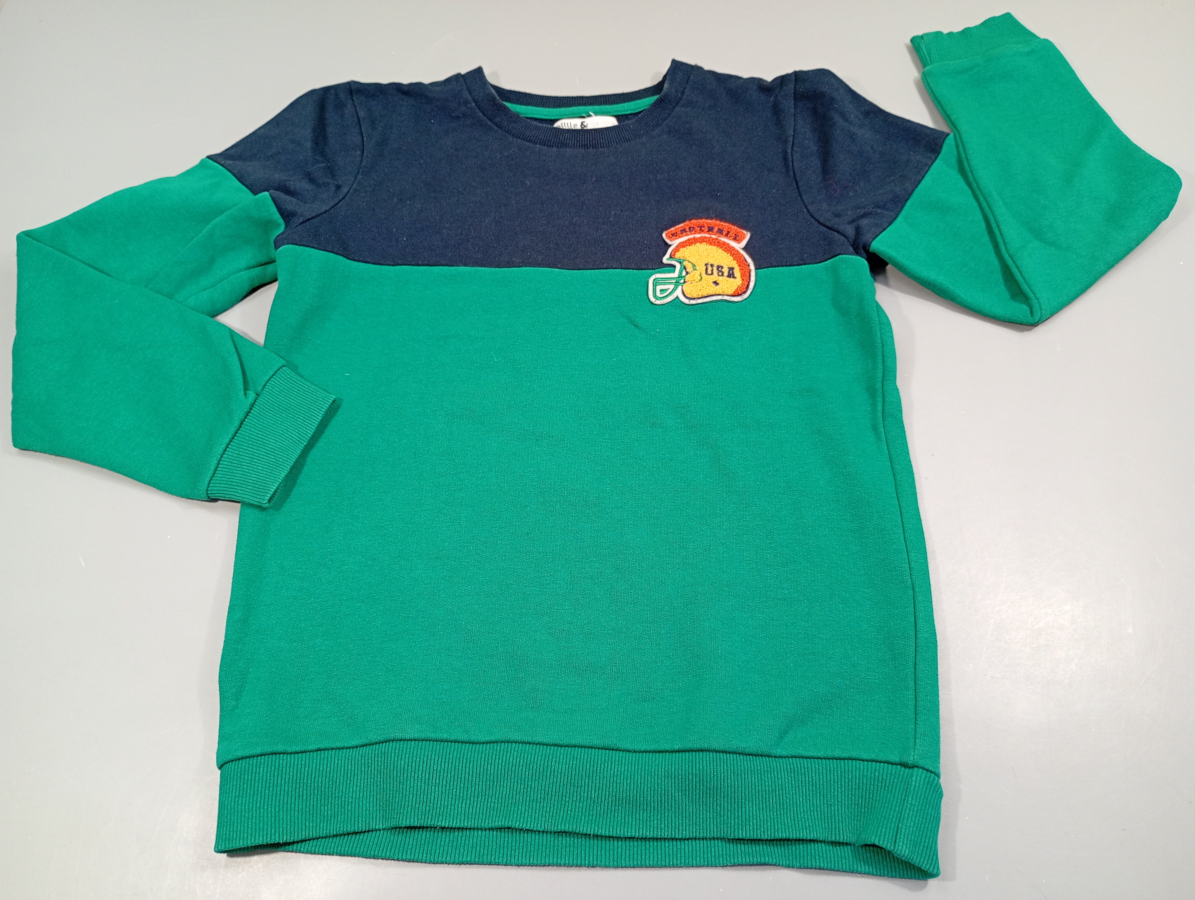 Sweat bleu marine et vert 