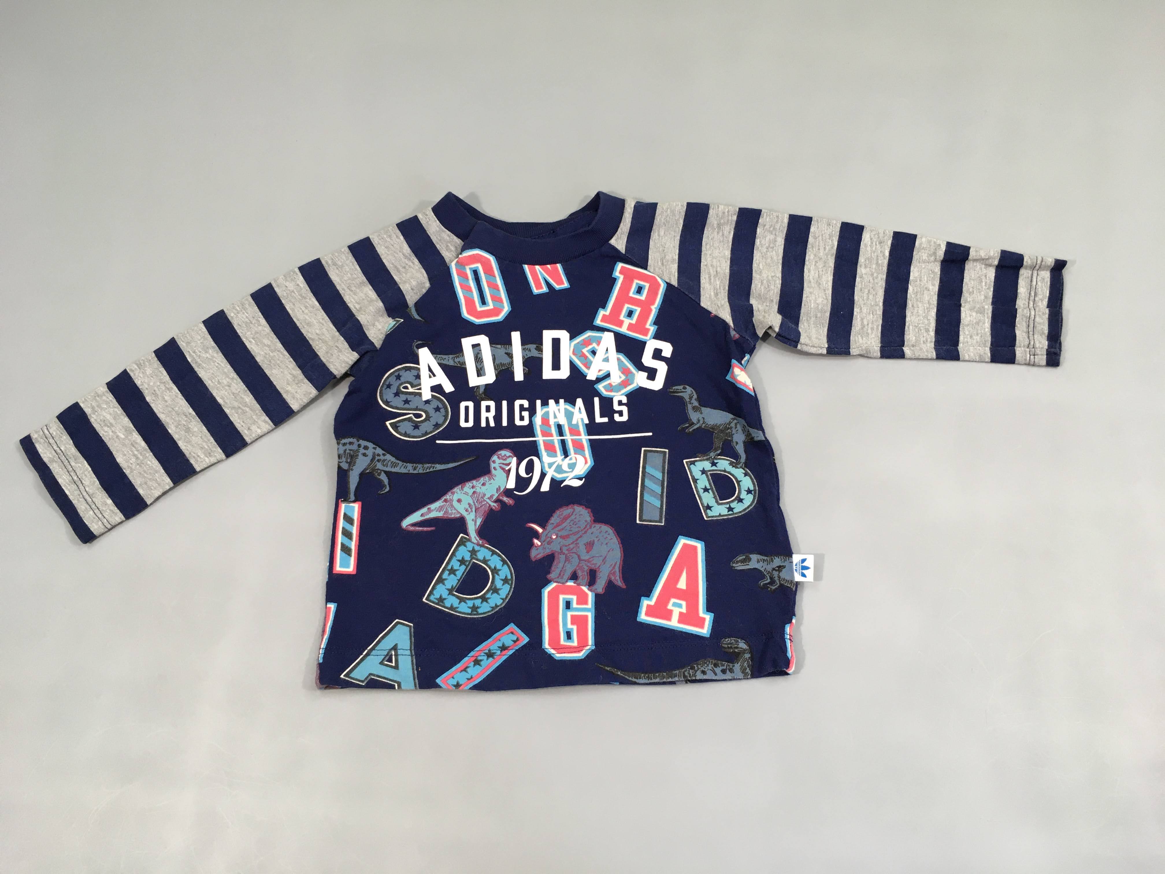 T-shirt m.l bleu foncé rayé gris lettres adidas