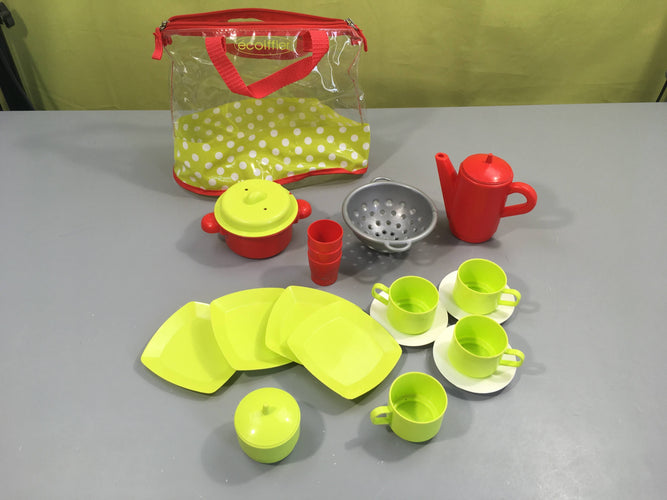 Set d'accessoires de cuisine en plastique écoiffier, à relaver, moins cher chez Petit Kiwi