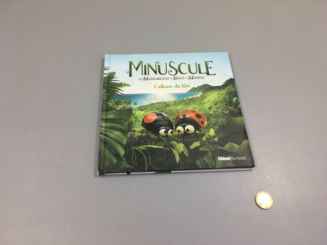 Minuscule l'album du film, couverture tachée, moins cher chez Petit Kiwi