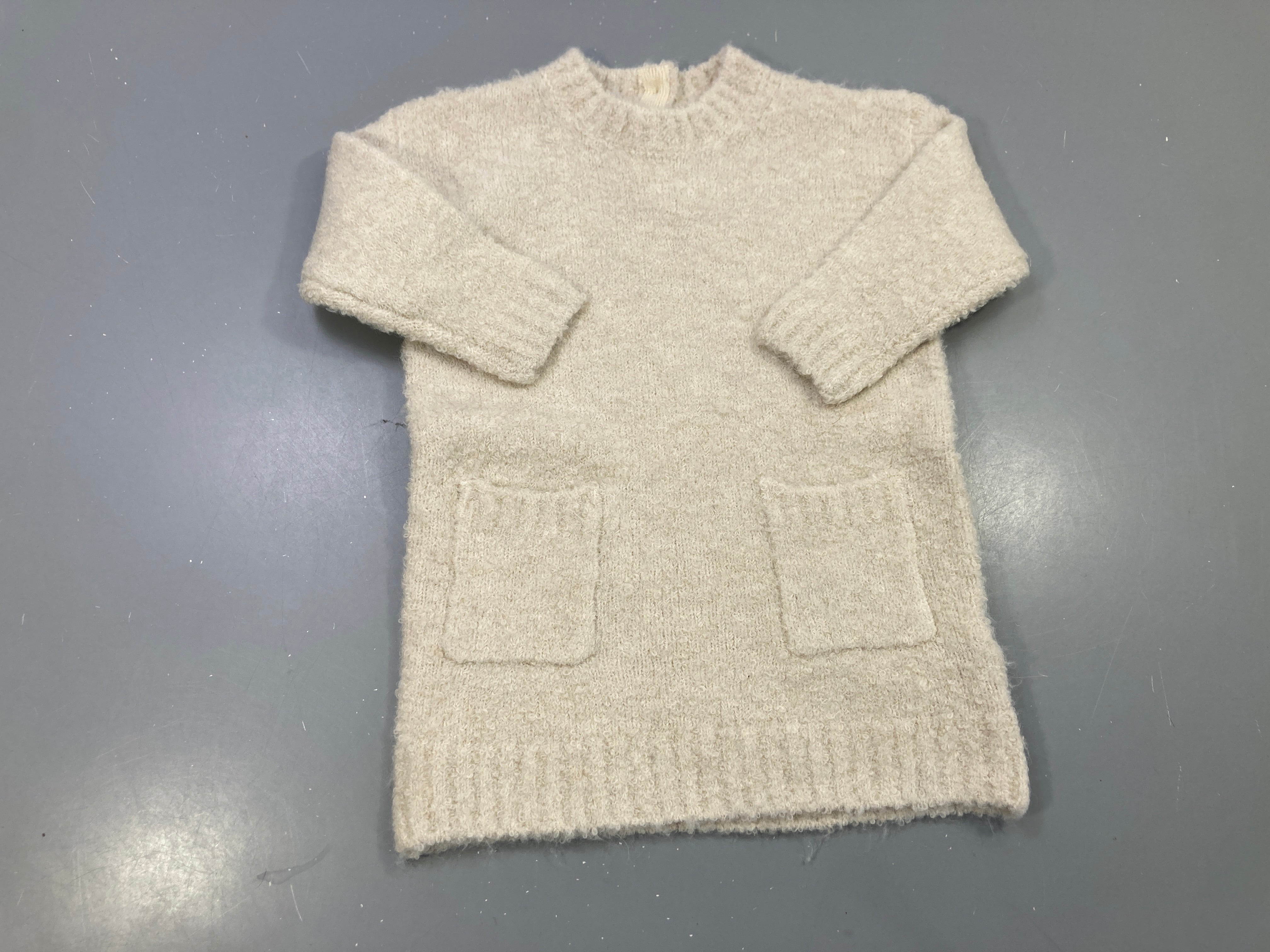 Robe m.l beige maille bouclettes, poches