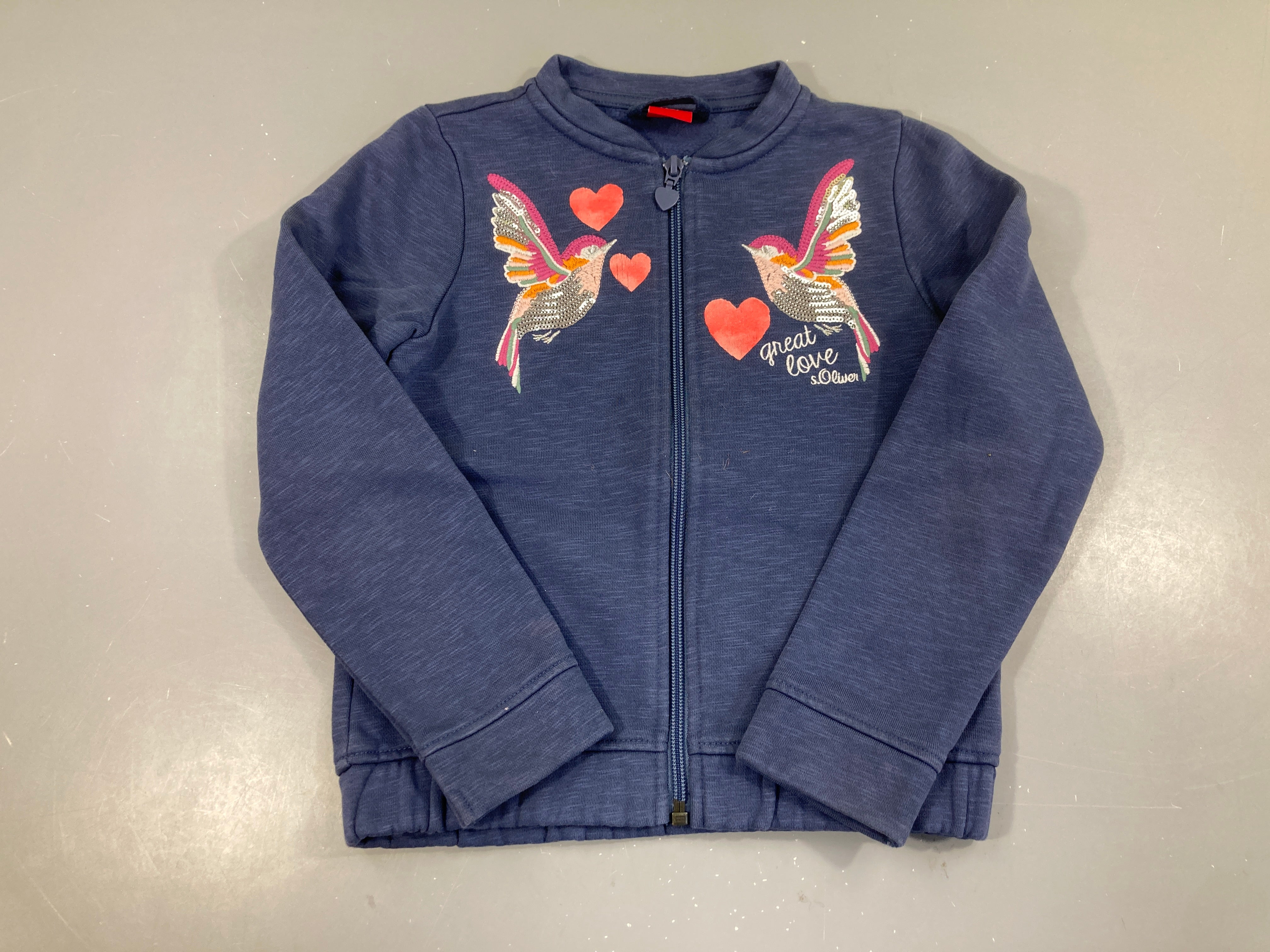 Sweat zippé bleu flammé oiseaux sequins