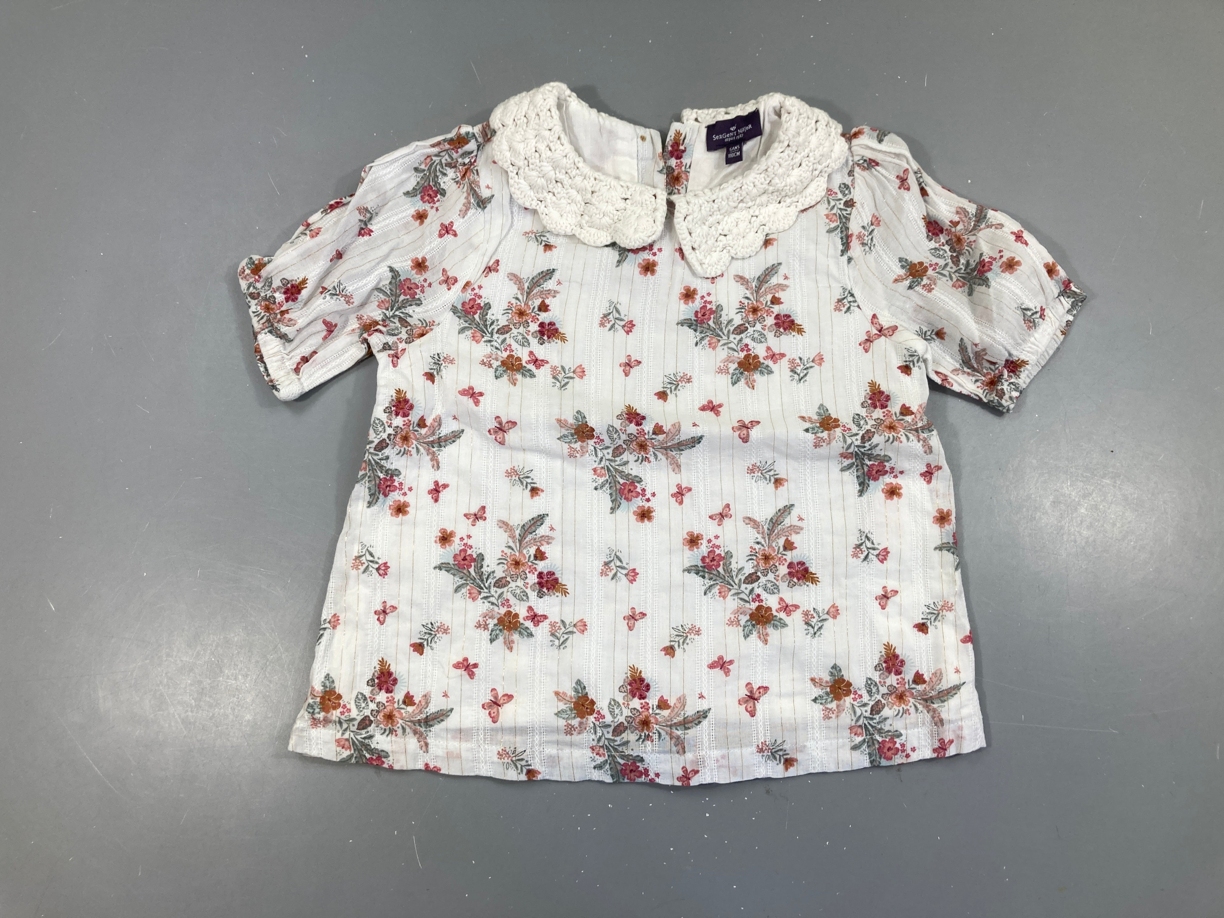 Blouse m.c blanche fleurs col broderies