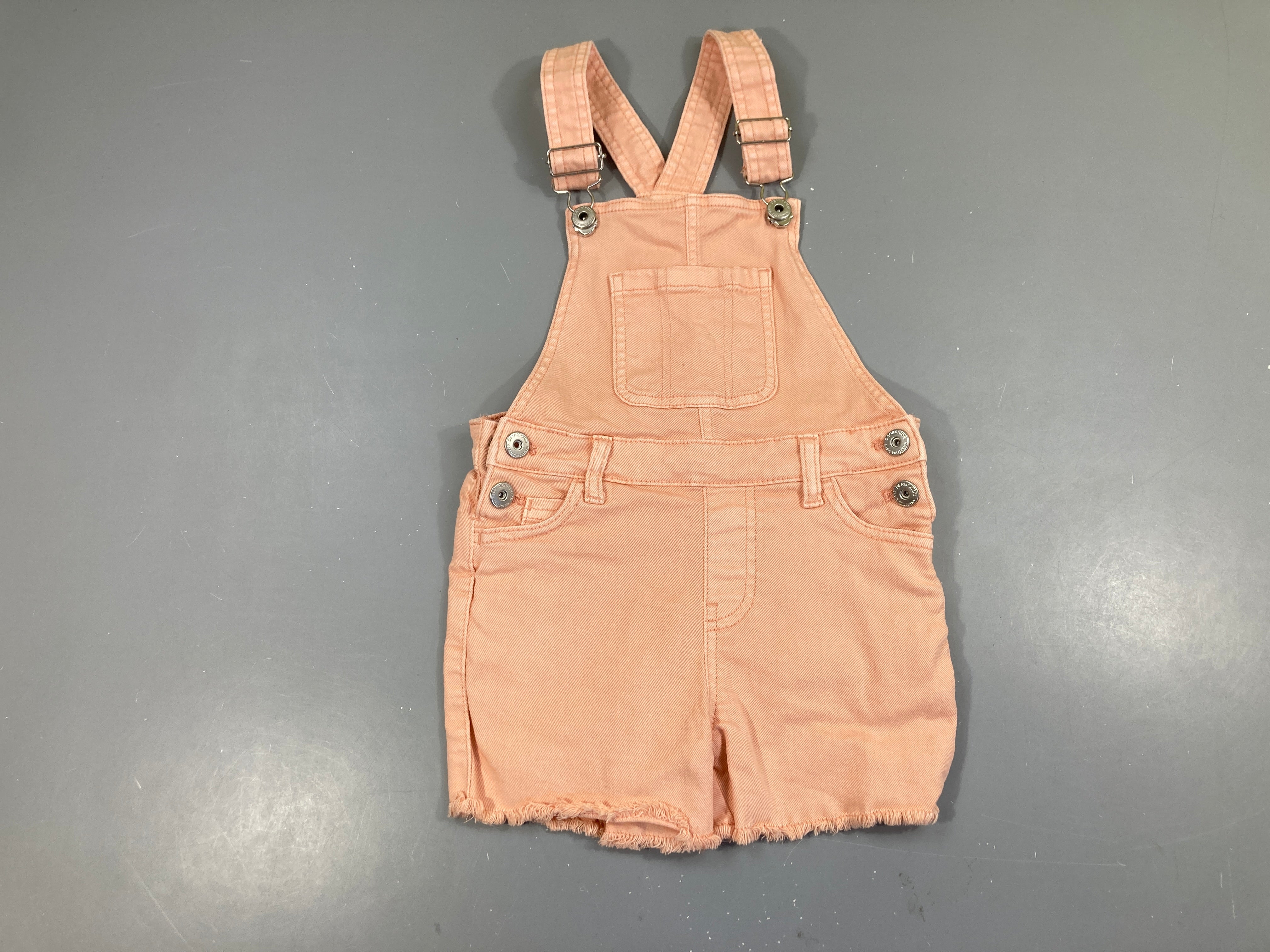 Salopette short denim saumon
